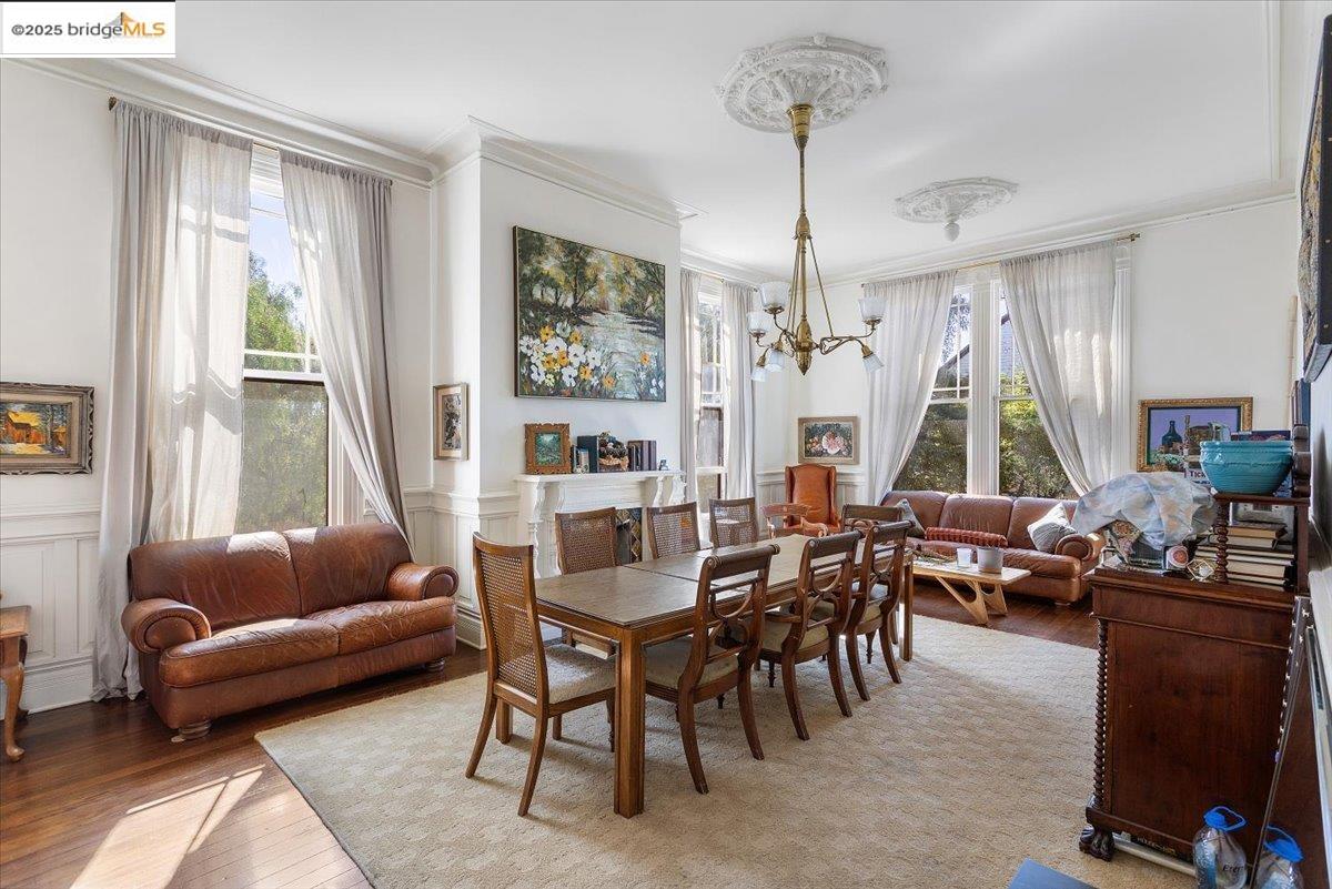 Detail Gallery Image 6 of 23 For 1218 E 21st St, Oakland,  CA 94606 - 19 Beds | 9 Baths