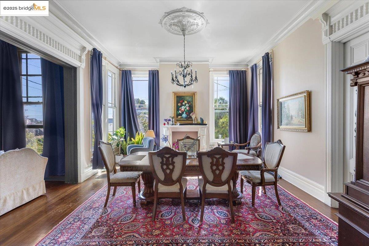 Detail Gallery Image 9 of 23 For 1218 E 21st St, Oakland,  CA 94606 - 19 Beds | 9 Baths