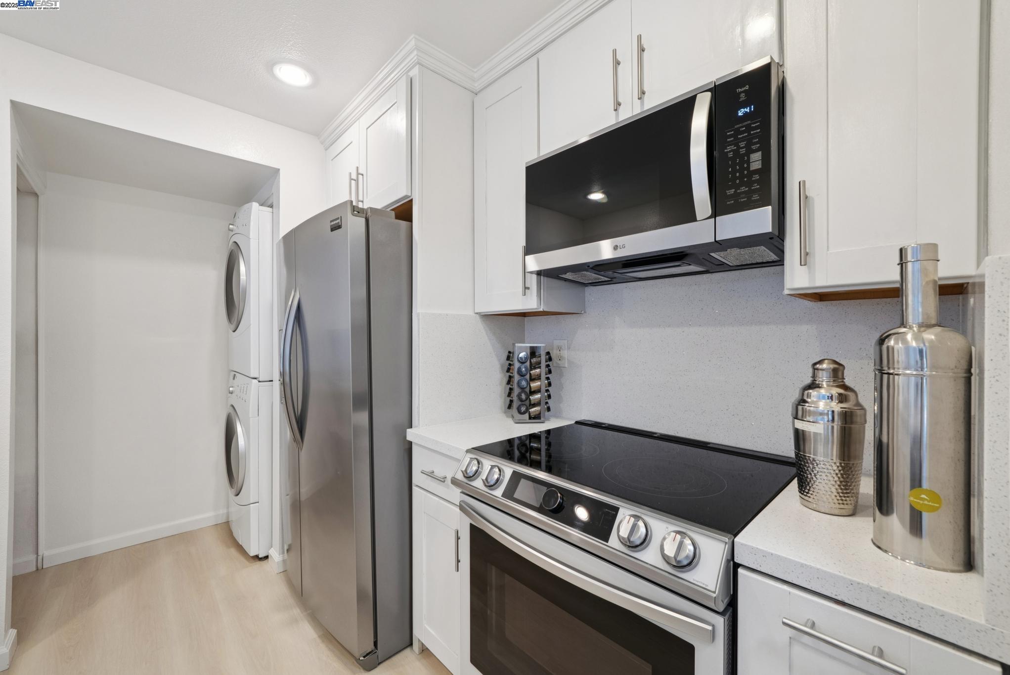 Detail Gallery Image 17 of 31 For 1089 Foxchase Dr, San Jose,  CA 95123 - 2 Beds | 1 Baths