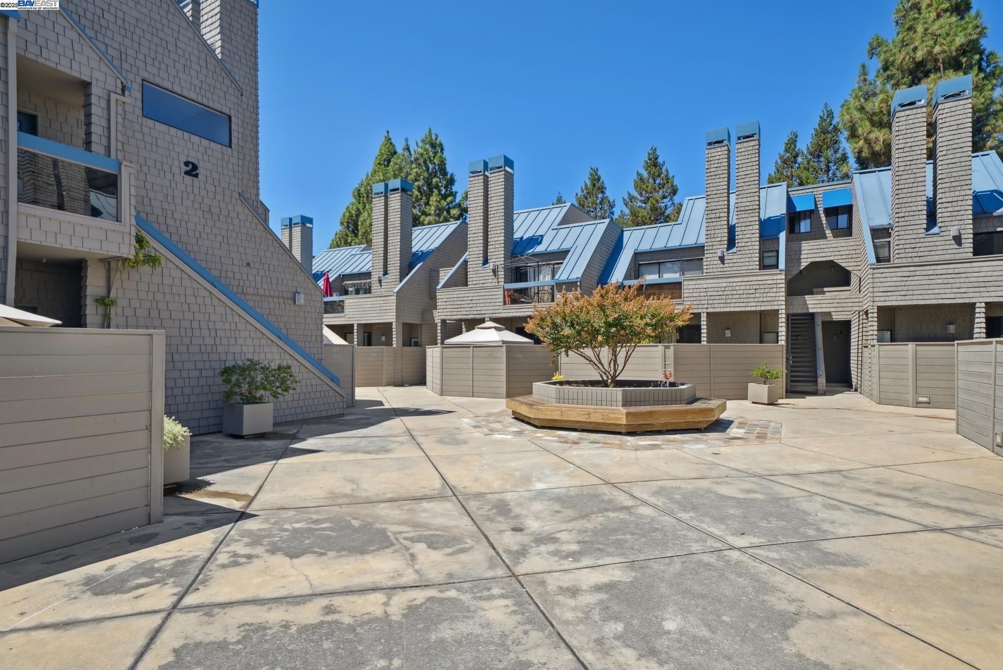 Detail Gallery Image 25 of 31 For 1089 Foxchase Dr, San Jose,  CA 95123 - 2 Beds | 1 Baths
