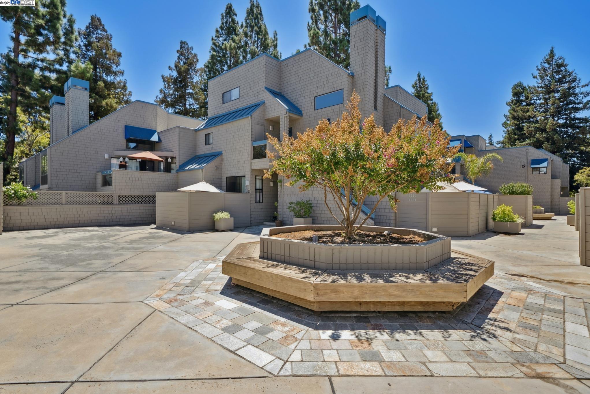 Detail Gallery Image 26 of 31 For 1089 Foxchase Dr, San Jose,  CA 95123 - 2 Beds | 1 Baths