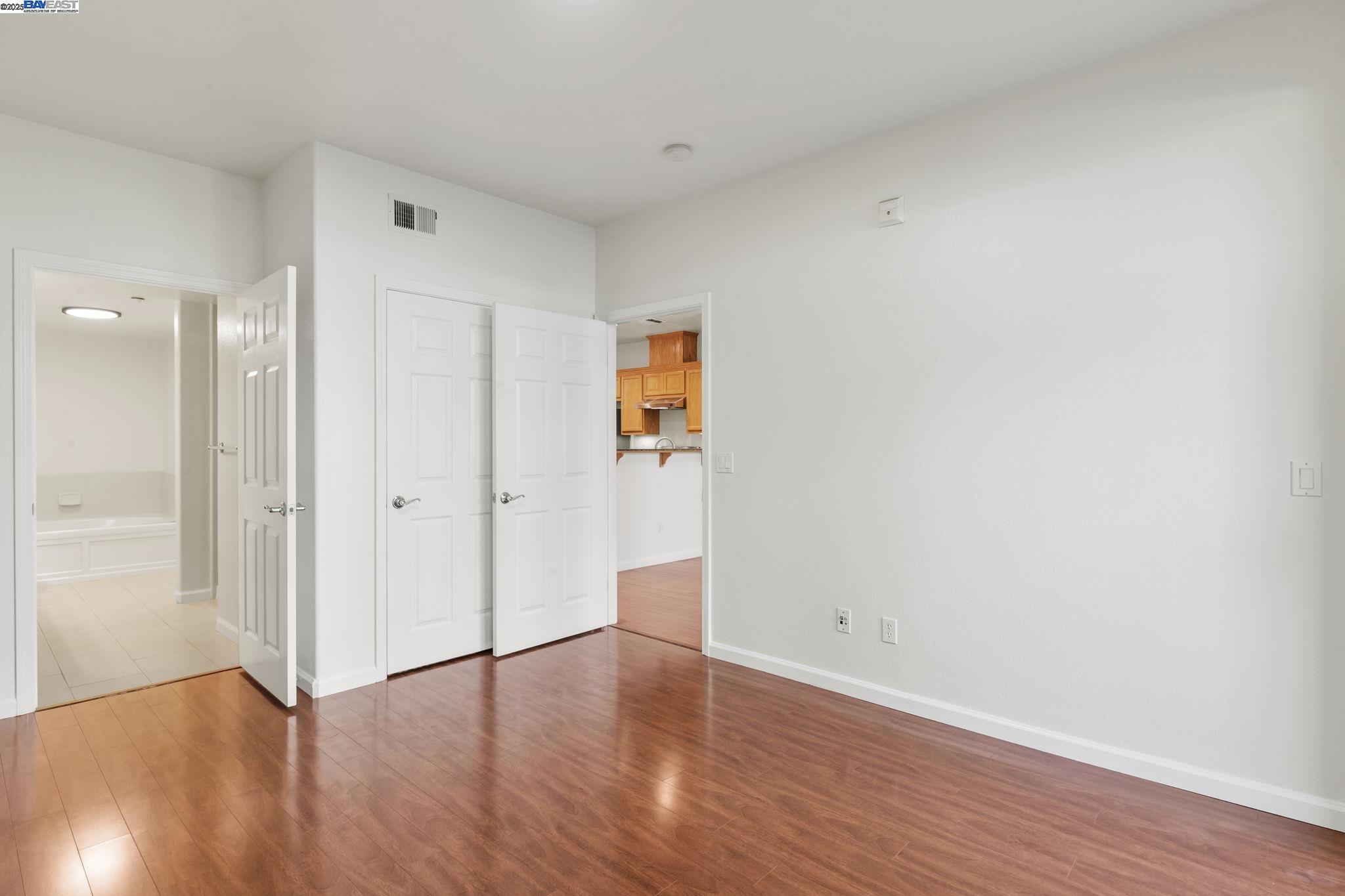 Detail Gallery Image 16 of 33 For 3240 Maguire Way #103,  Dublin,  CA 94568 - 1 Beds | 1 Baths