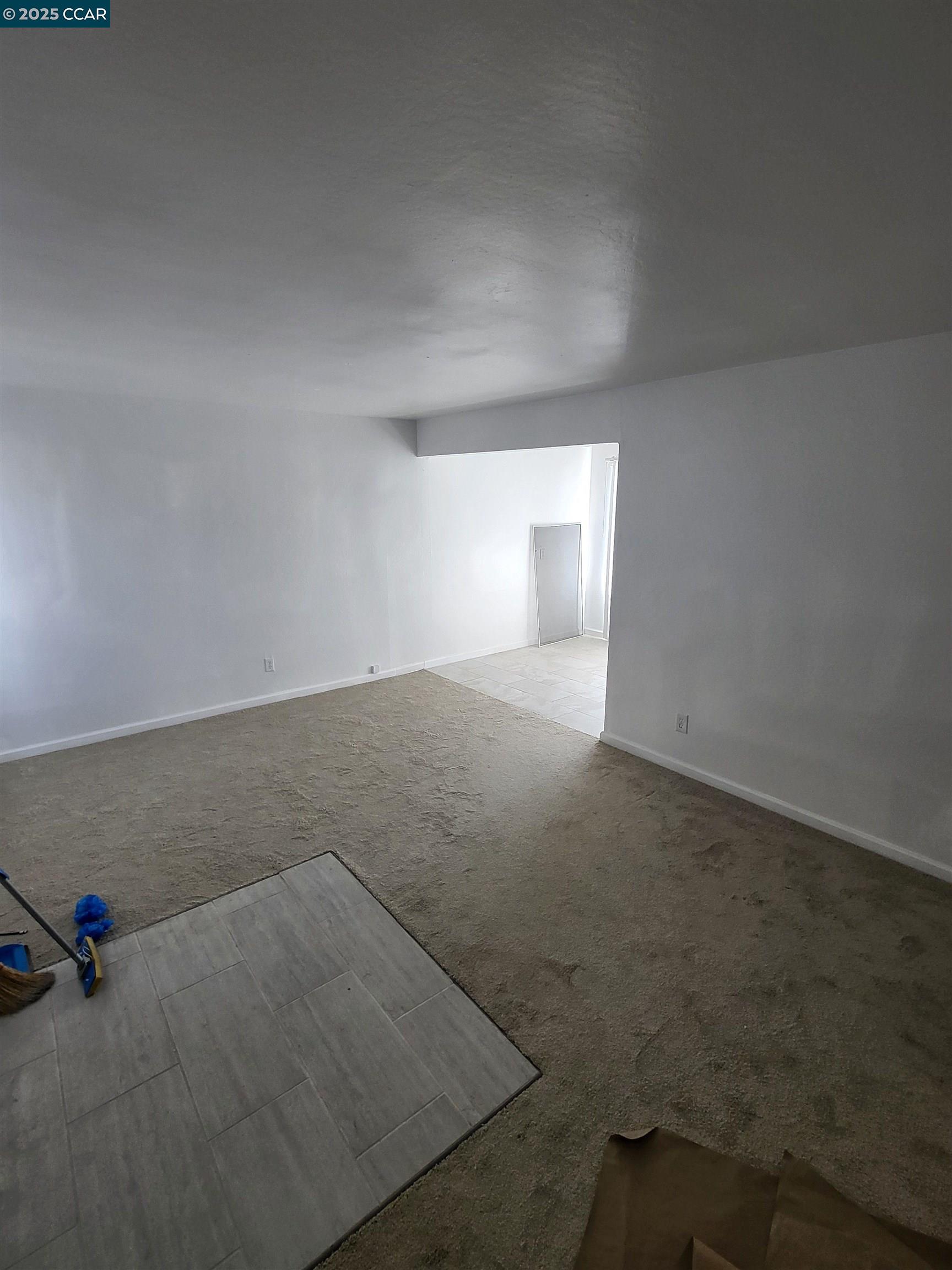 Detail Gallery Image 3 of 8 For 418 C Street, Richmond,  CA 94801 - 1 Beds | 1 Baths