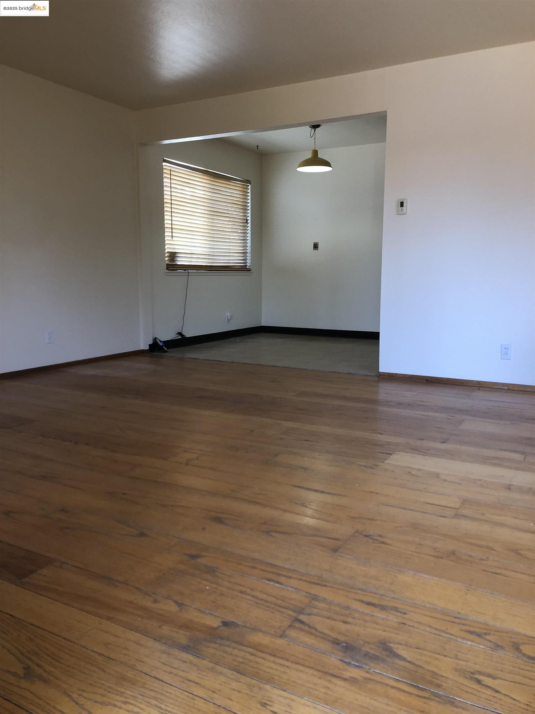 Detail Gallery Image 5 of 5 For 3527 Suter St, Oakland,  CA 94619 - 3 Beds | 1 Baths