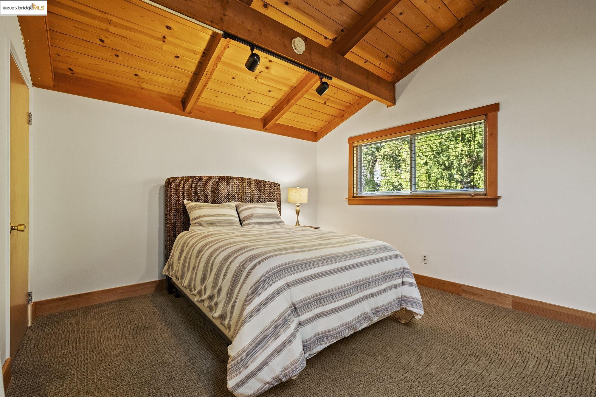 Detail Gallery Image 20 of 41 For 20415 Kutci Road, Mi Wuk Village,  CA 95346 - 4 Beds | 2 Baths