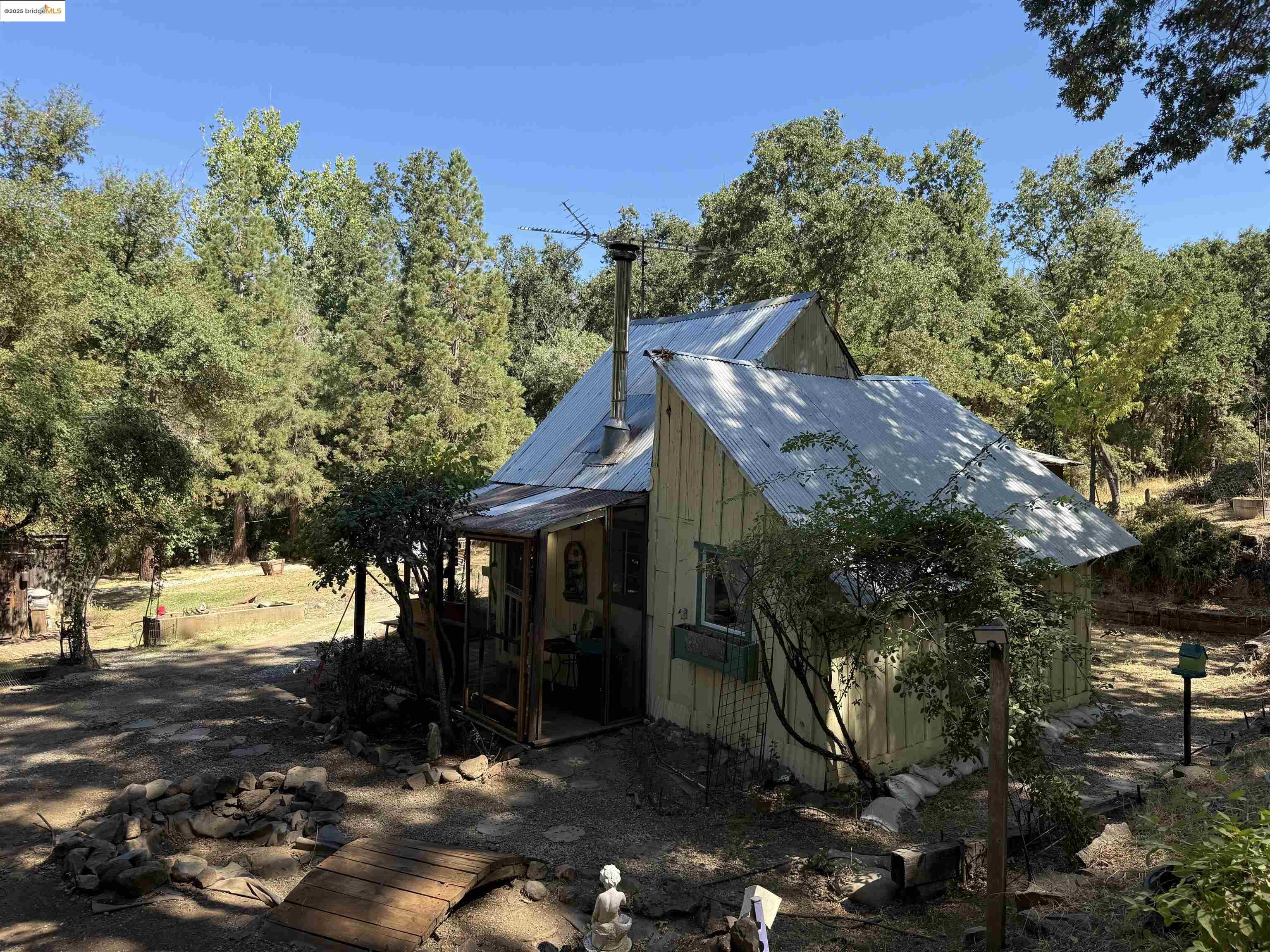 Detail Gallery Image 1 of 37 For 19100 Andra Drive, Sonora,  CA 95370 - 1 Beds | 1 Baths