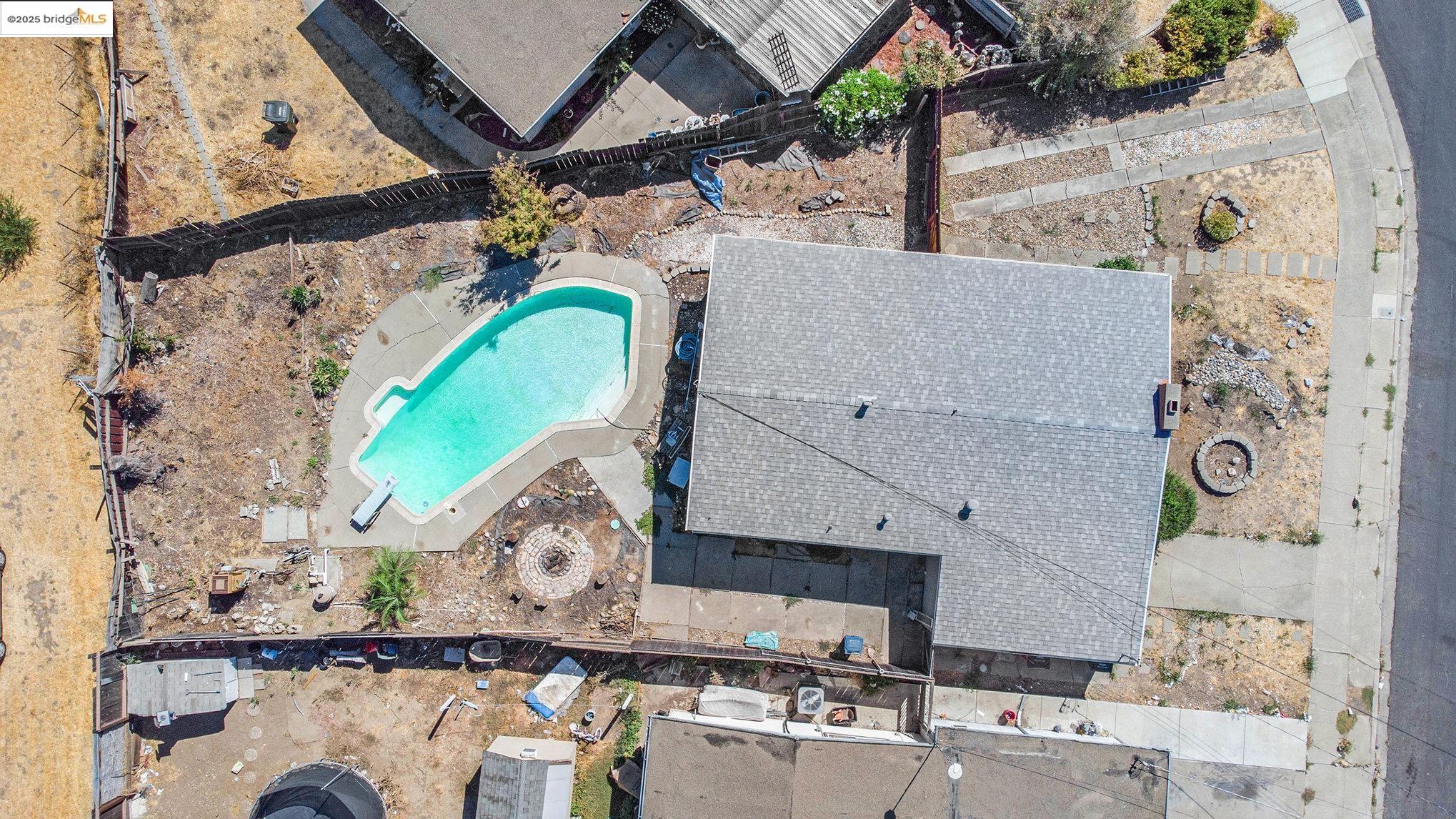 Detail Gallery Image 29 of 35 For 15 Bryan Ave, Antioch,  CA 94509 - 3 Beds | 1 Baths