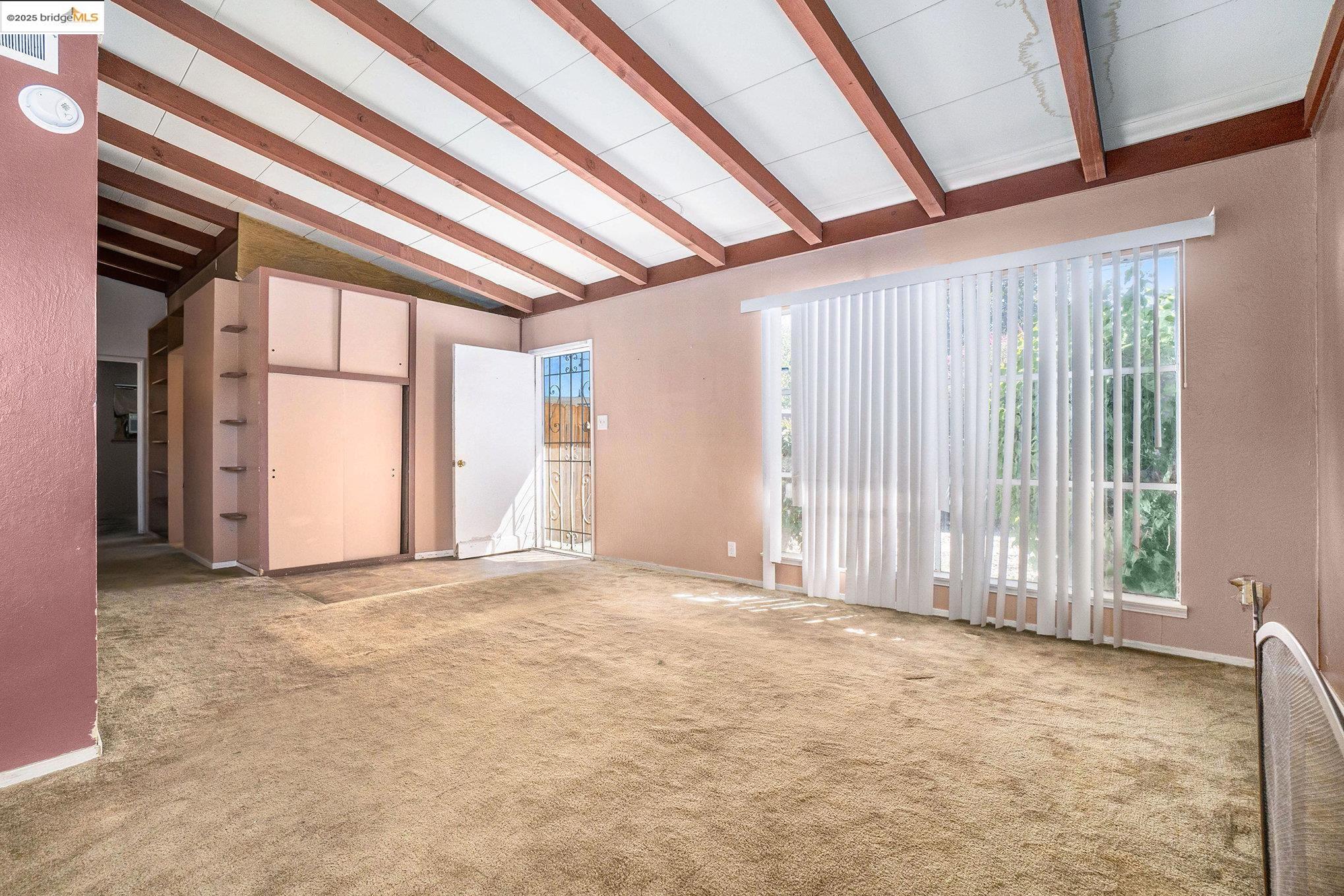Detail Gallery Image 7 of 35 For 15 Bryan Ave, Antioch,  CA 94509 - 3 Beds | 1 Baths