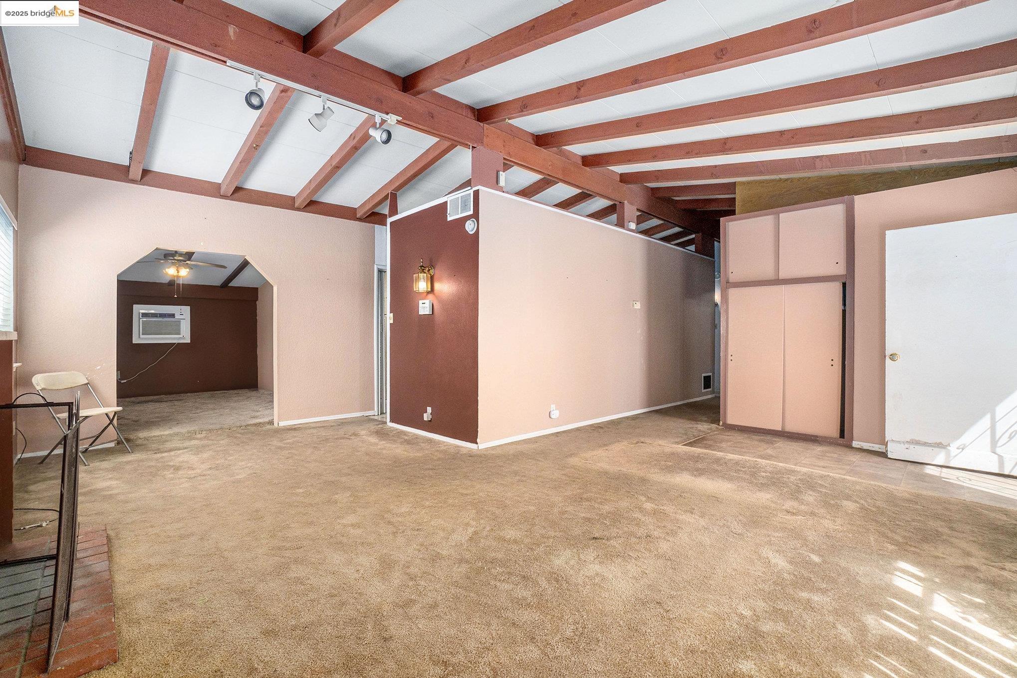 Detail Gallery Image 8 of 35 For 15 Bryan Ave, Antioch,  CA 94509 - 3 Beds | 1 Baths