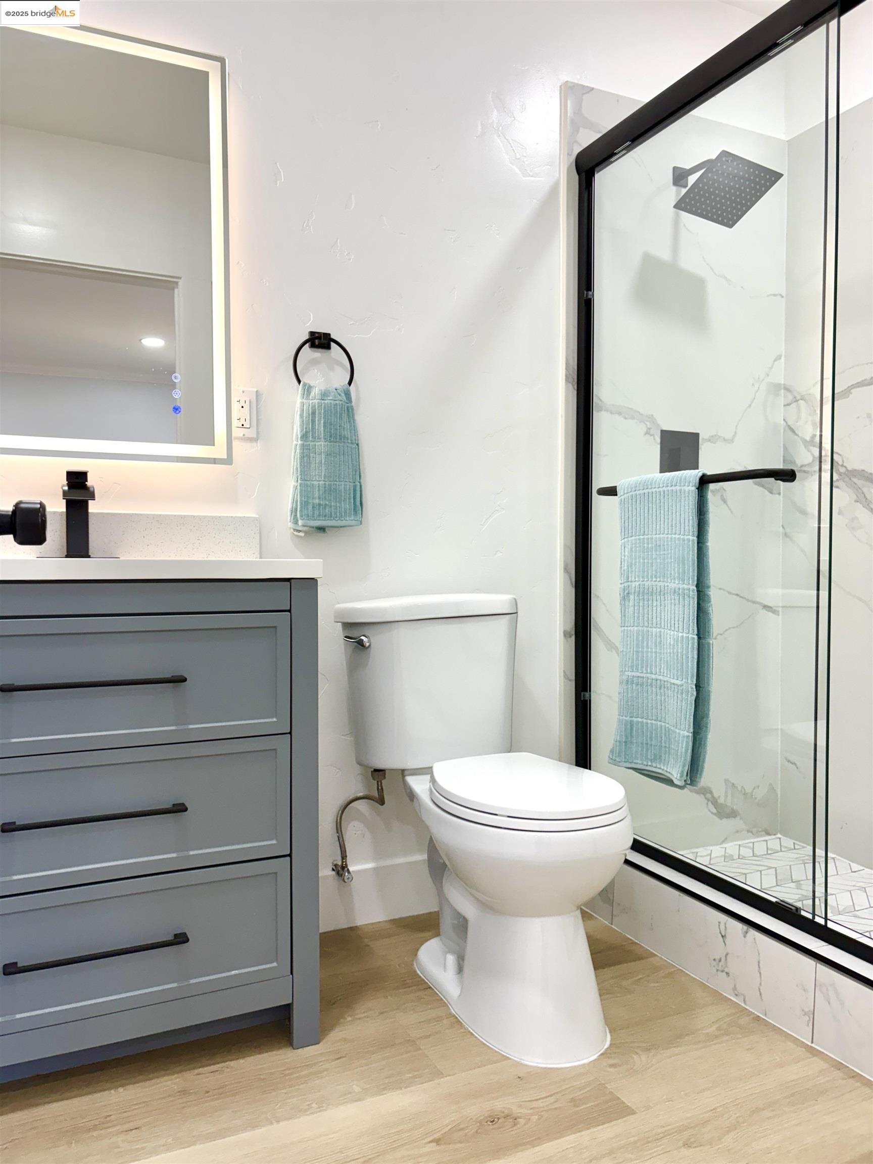 Detail Gallery Image 18 of 36 For 7200 Favor St, Oakland,  CA 94621 - 3 Beds | 2 Baths