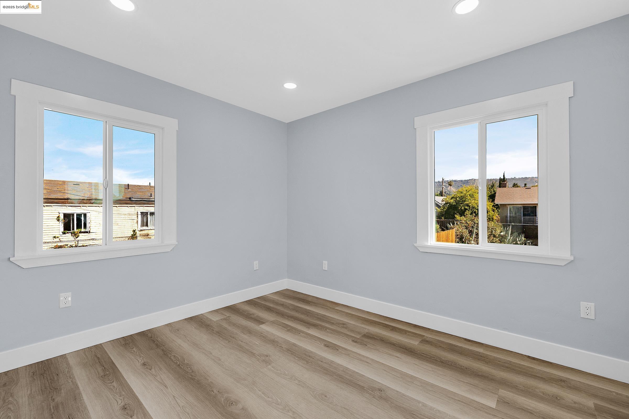 Detail Gallery Image 25 of 36 For 7200 Favor St, Oakland,  CA 94621 - 3 Beds | 2 Baths