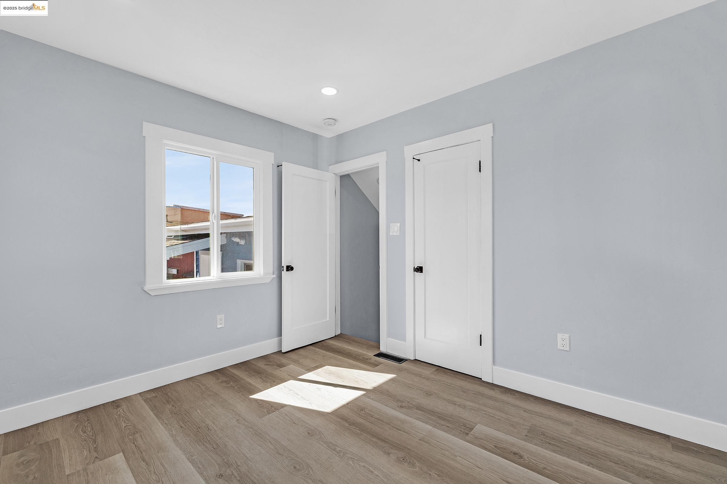 Detail Gallery Image 26 of 36 For 7200 Favor St, Oakland,  CA 94621 - 3 Beds | 2 Baths