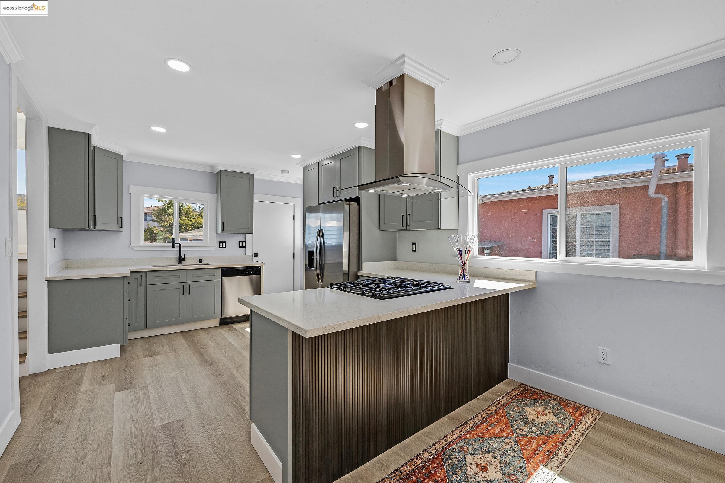 Detail Gallery Image 34 of 36 For 7200 Favor St, Oakland,  CA 94621 - 3 Beds | 2 Baths