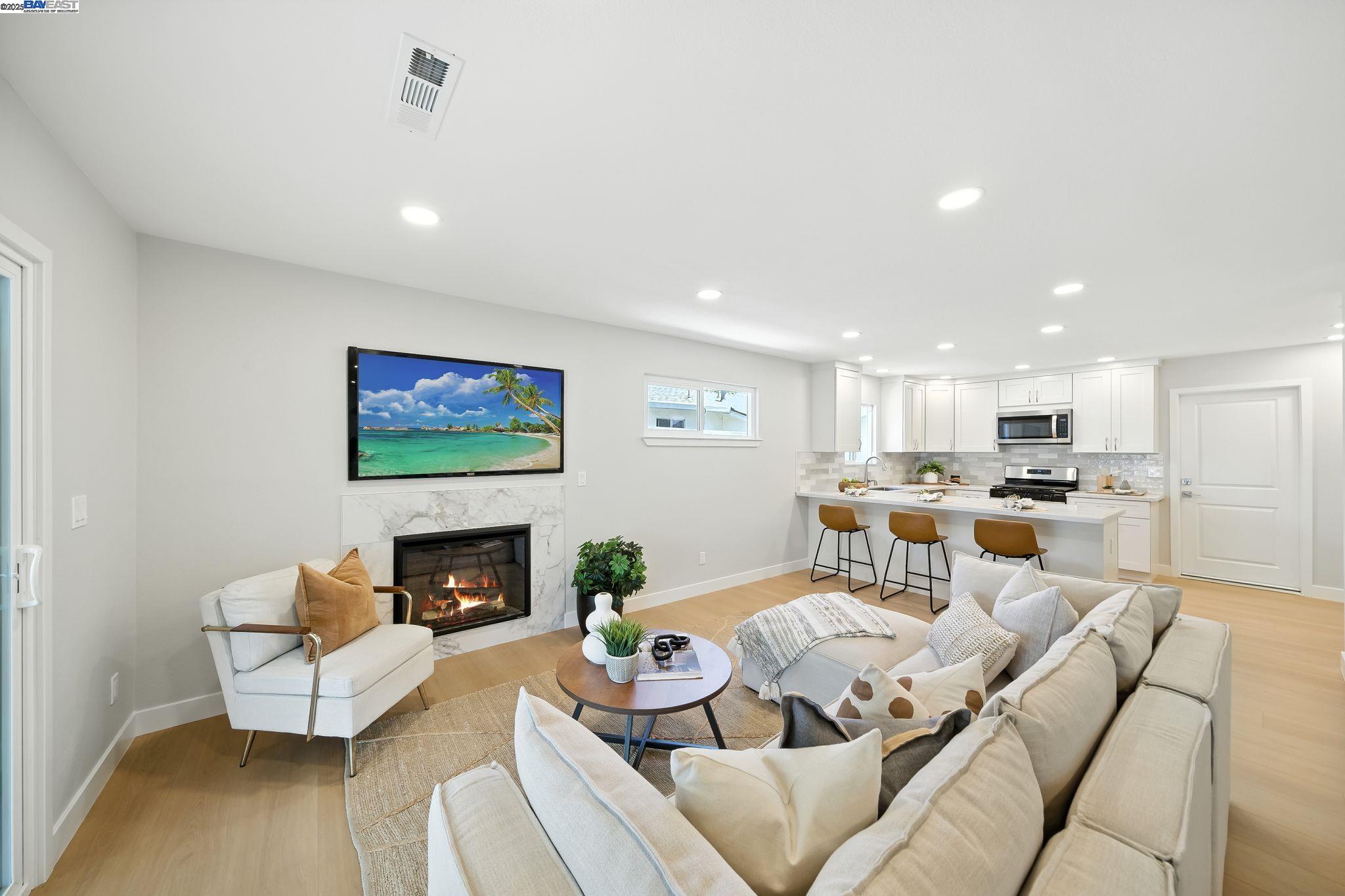 Detail Gallery Image 8 of 34 For 5525 Roosevelt Pl, Fremont,  CA 94538 - 3 Beds | 2 Baths