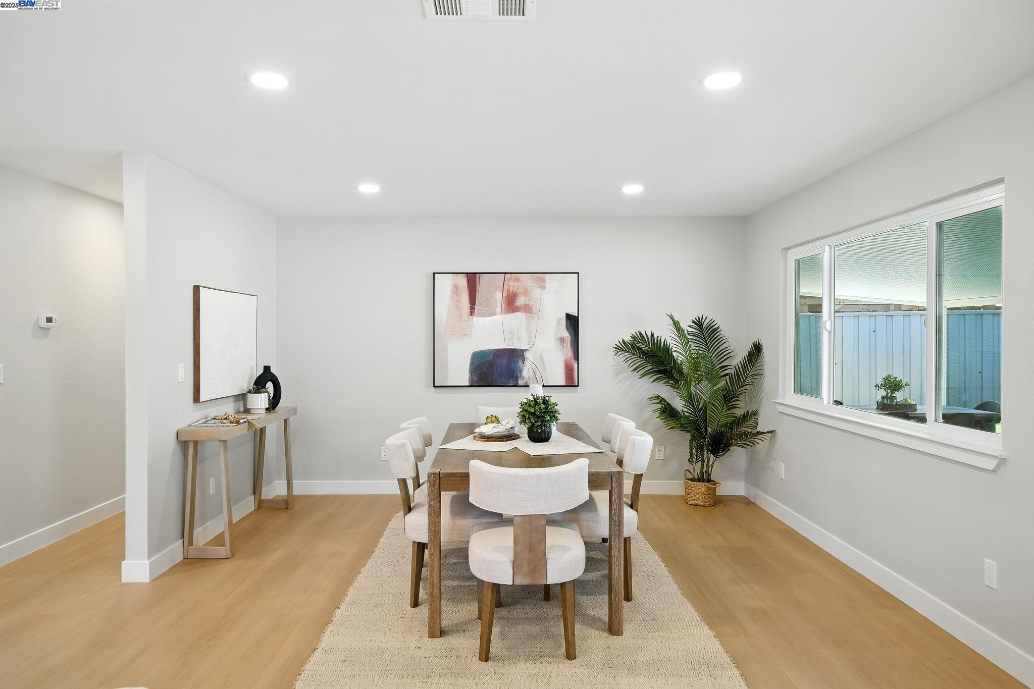 Detail Gallery Image 9 of 34 For 5525 Roosevelt Pl, Fremont,  CA 94538 - 3 Beds | 2 Baths