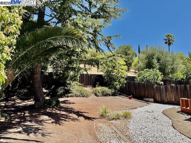 Detail Gallery Image 2 of 19 For 715 Sunrise Dr, Fremont,  CA 94539 - 4 Beds | 3 Baths