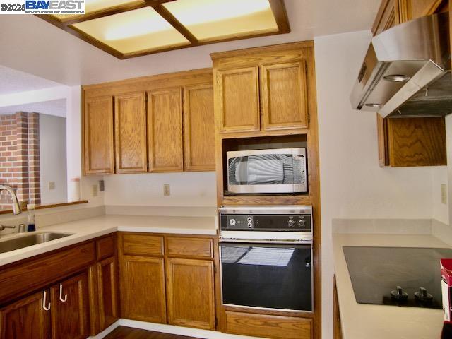 Detail Gallery Image 11 of 19 For 715 Sunrise Dr, Fremont,  CA 94539 - 4 Beds | 3 Baths