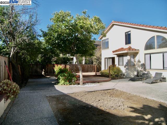 Detail Gallery Image 15 of 19 For 715 Sunrise Dr, Fremont,  CA 94539 - 4 Beds | 3 Baths