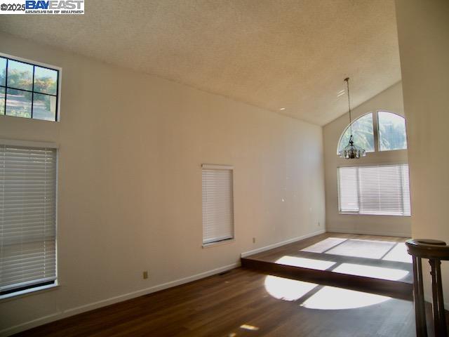 Detail Gallery Image 5 of 19 For 715 Sunrise Dr, Fremont,  CA 94539 - 4 Beds | 3 Baths