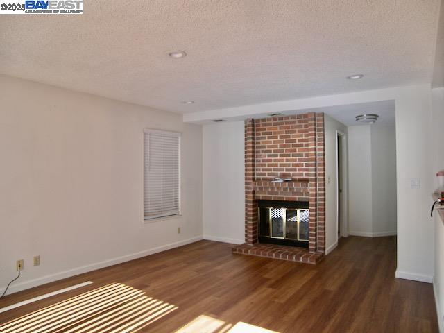 Detail Gallery Image 9 of 19 For 715 Sunrise Dr, Fremont,  CA 94539 - 4 Beds | 3 Baths