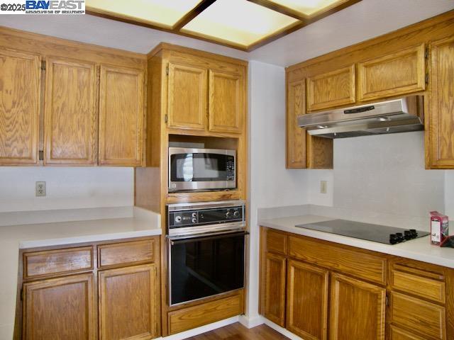 Detail Gallery Image 10 of 19 For 715 Sunrise Dr, Fremont,  CA 94539 - 4 Beds | 3 Baths