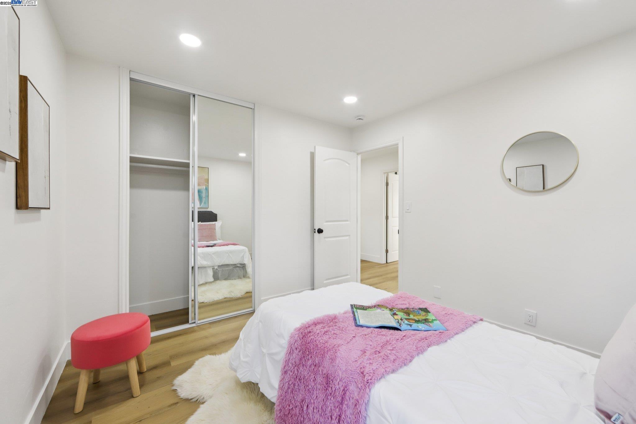 Detail Gallery Image 25 of 37 For 172 via San Marino, San Lorenzo,  CA 94580 - 4 Beds | 2 Baths