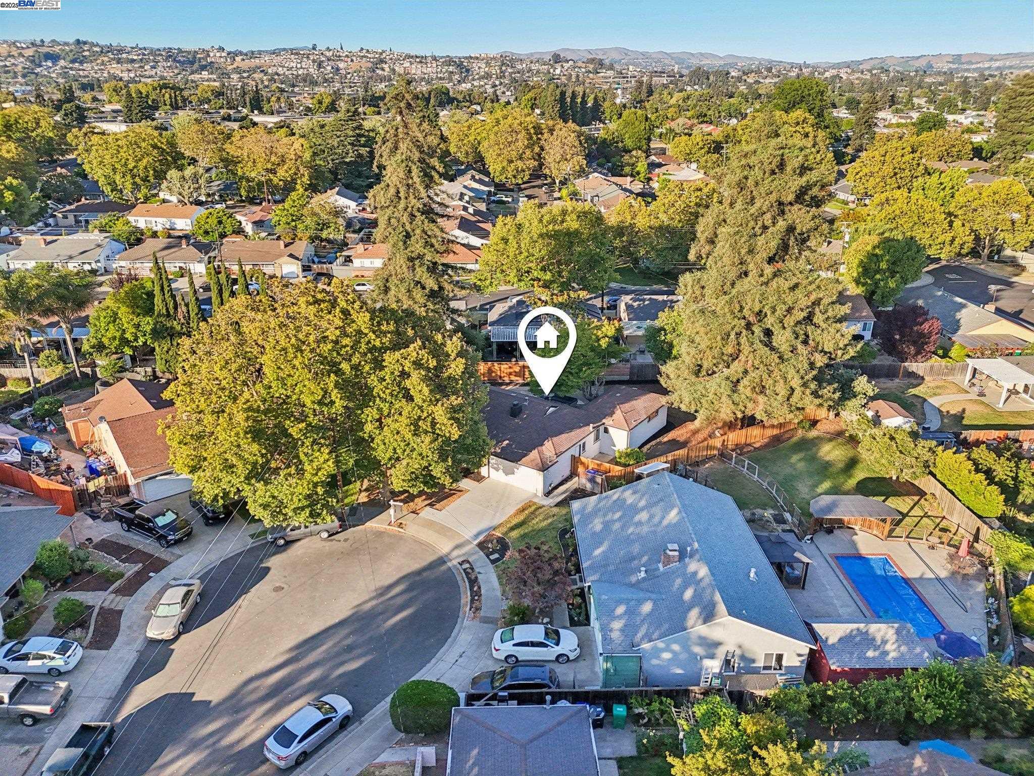 Detail Gallery Image 32 of 37 For 172 via San Marino, San Lorenzo,  CA 94580 - 4 Beds | 2 Baths