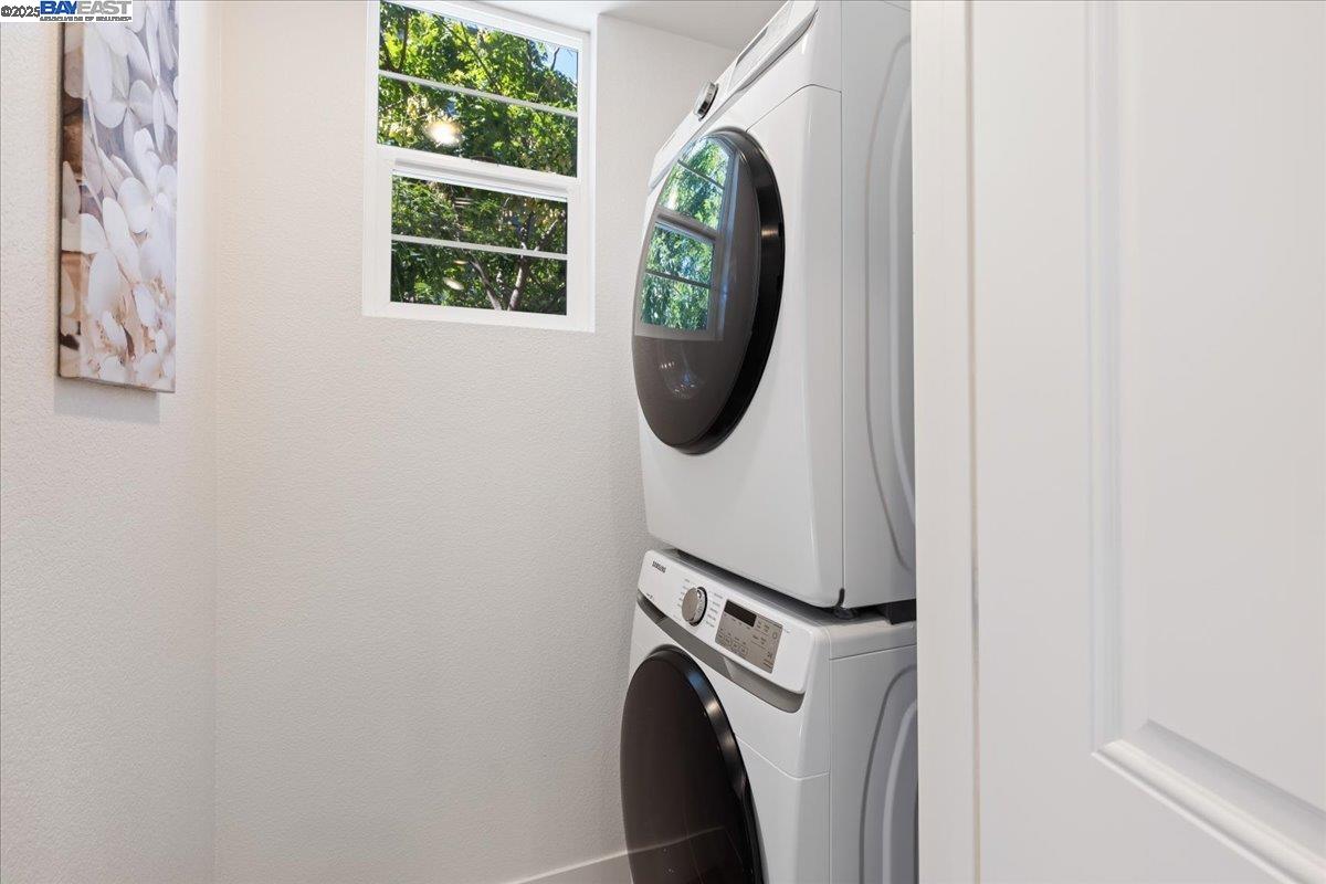 Detail Gallery Image 13 of 22 For 389 Line St., Hayward,  CA 94544 - 1 Beds | 1 Baths