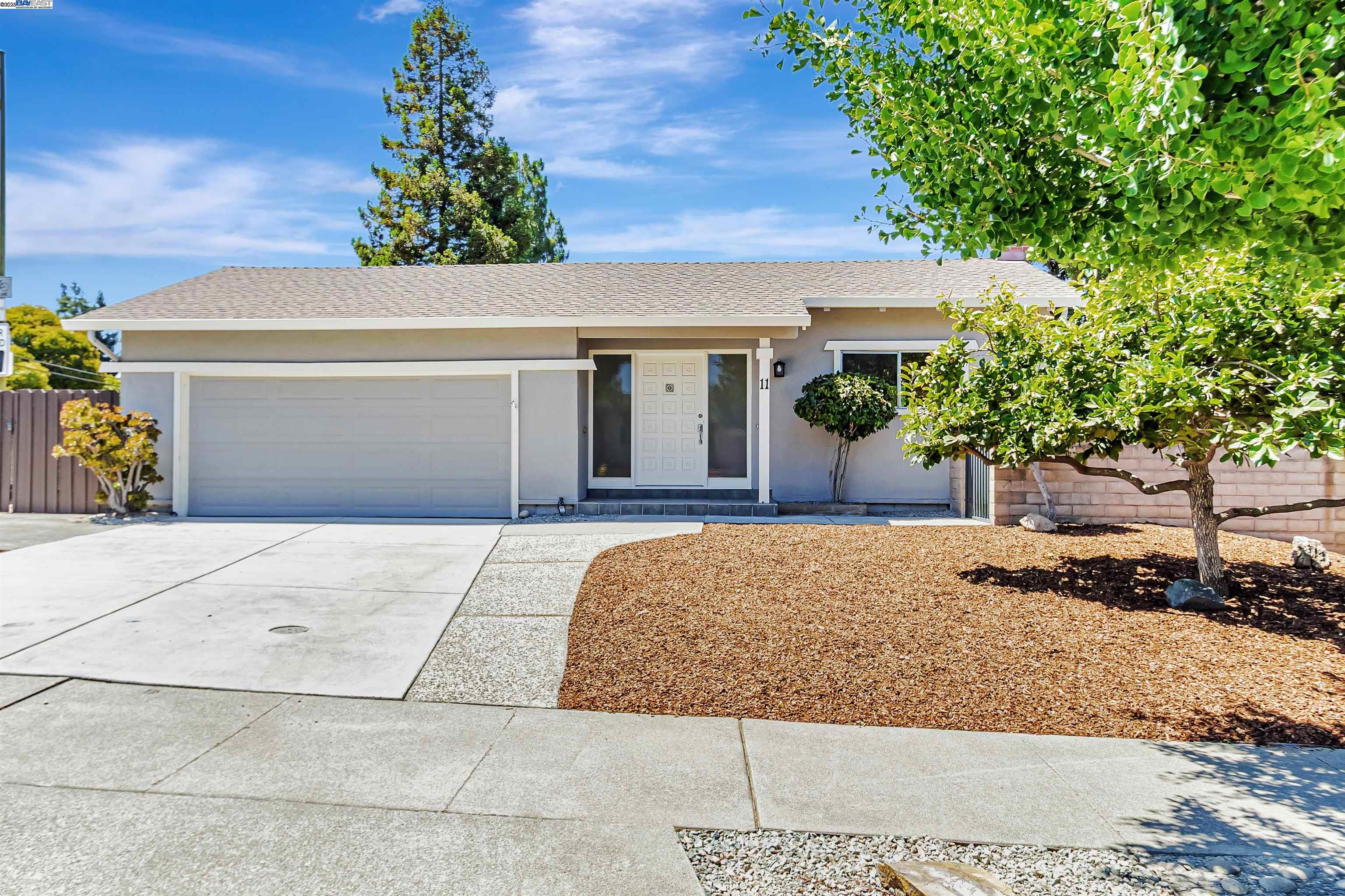 Detail Gallery Image 1 of 21 For 11 N Jim Elder Drive, Campbell,  CA 95008 - 3 Beds | 2 Baths