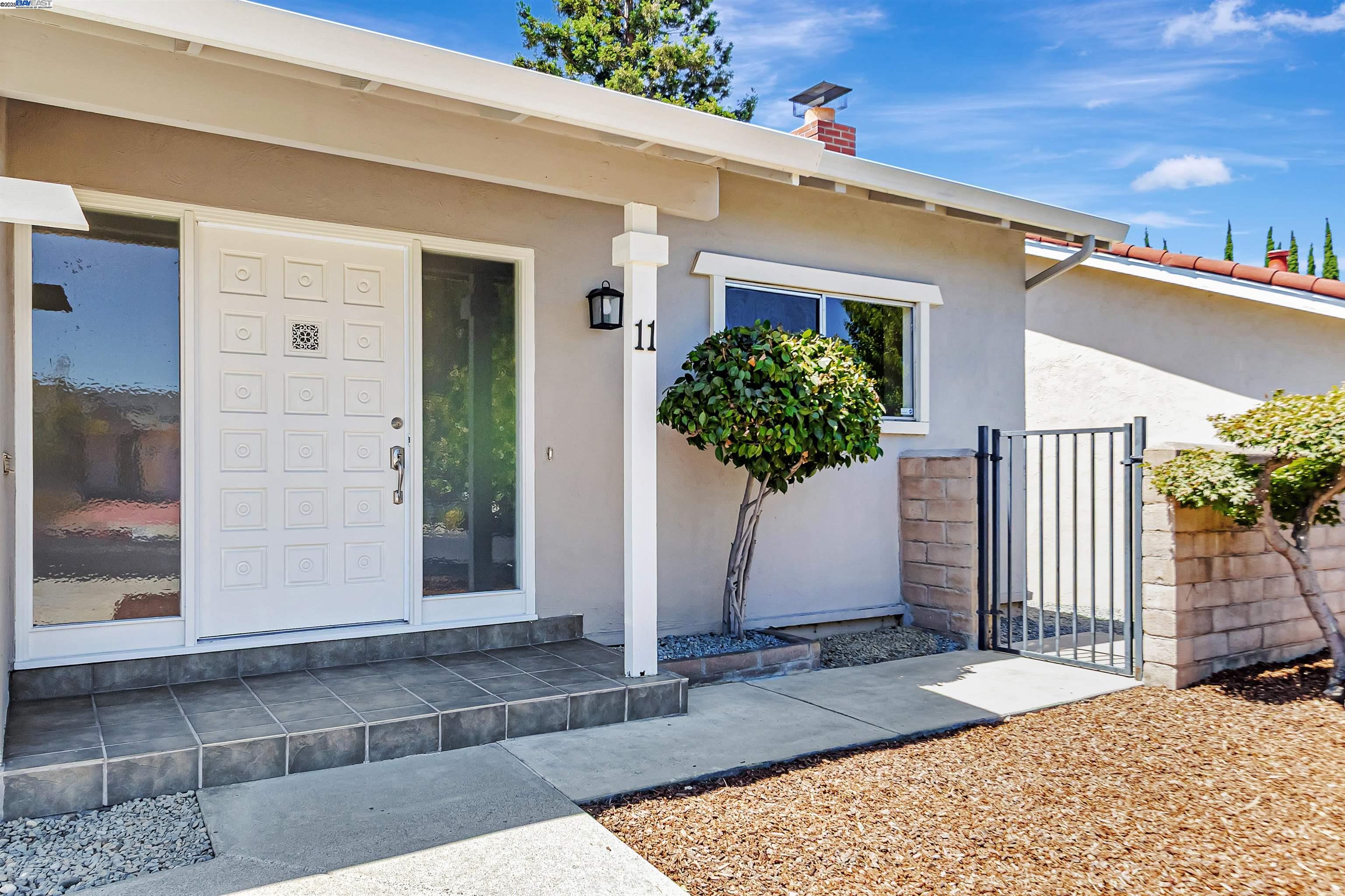 Detail Gallery Image 2 of 21 For 11 N Jim Elder Drive, Campbell,  CA 95008 - 3 Beds | 2 Baths