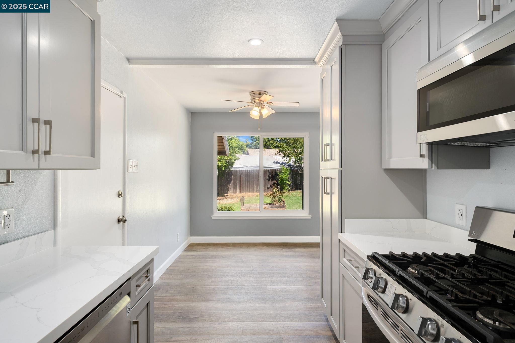 Detail Gallery Image 13 of 41 For 2629 Riesling Way, Rancho Cordova,  CA 95670 - 3 Beds | 1 Baths