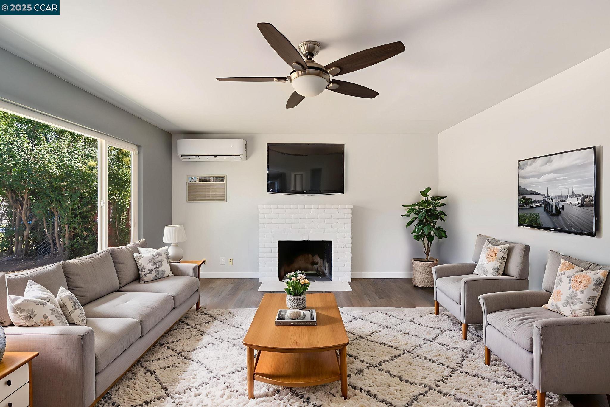 Detail Gallery Image 4 of 41 For 2629 Riesling Way, Rancho Cordova,  CA 95670 - 3 Beds | 1 Baths