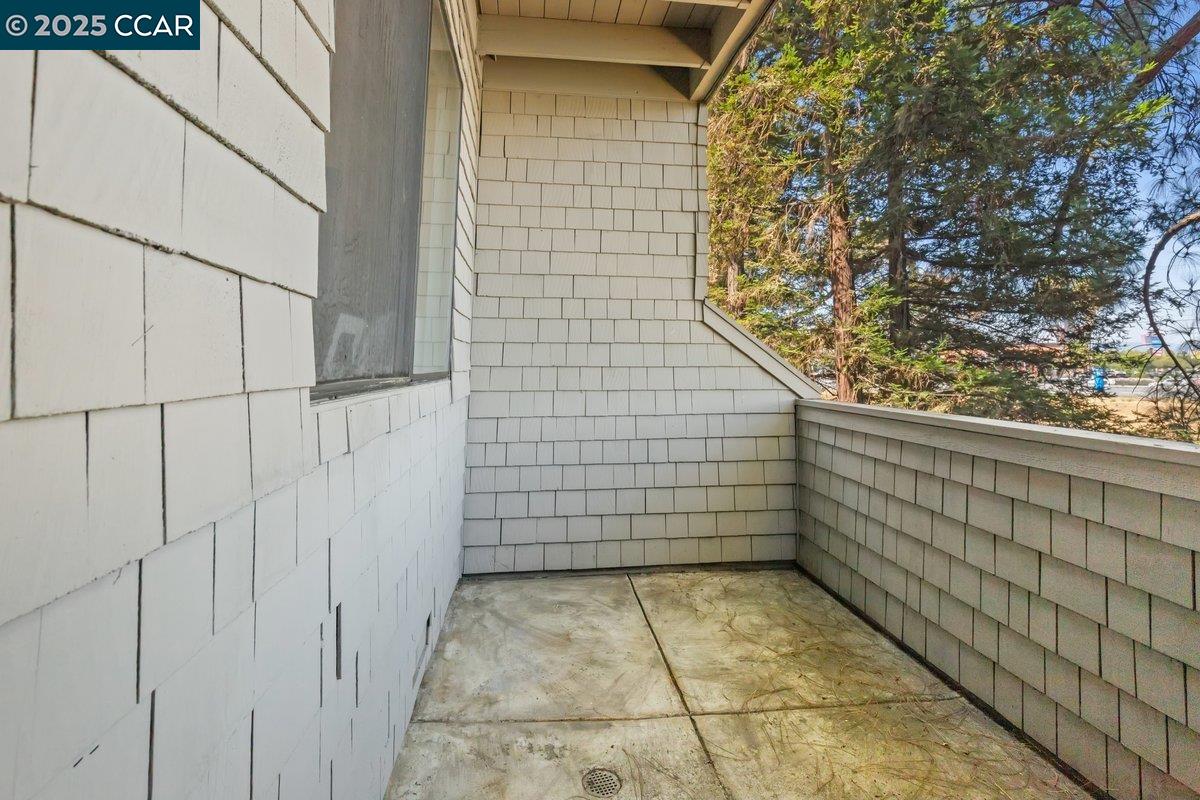 Detail Gallery Image 16 of 32 For 1063 Foxchase Dr, San Jose,  CA 95123 - 2 Beds | 2 Baths