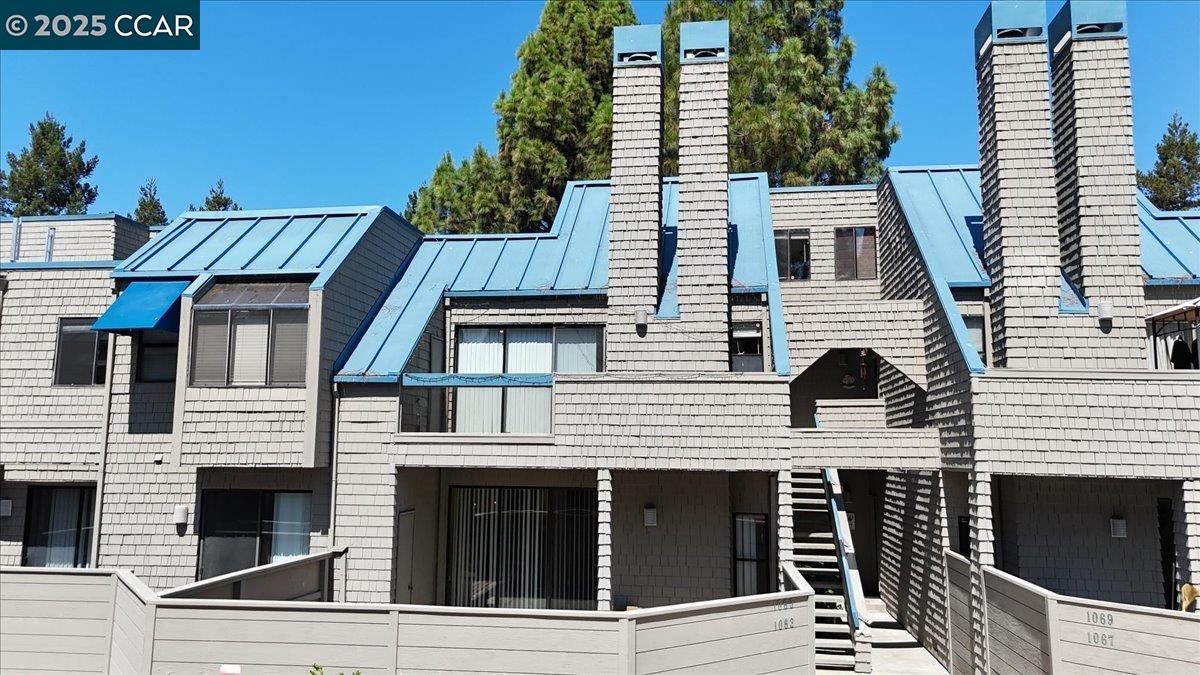 Detail Gallery Image 20 of 32 For 1063 Foxchase Dr, San Jose,  CA 95123 - 2 Beds | 2 Baths