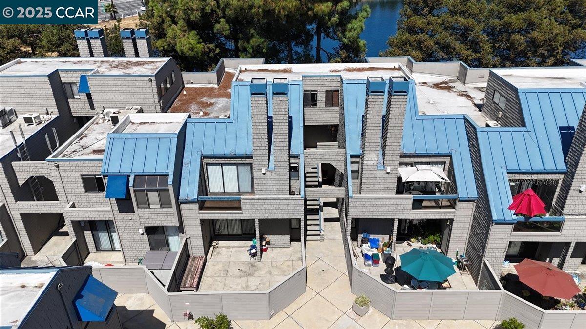 Detail Gallery Image 31 of 32 For 1063 Foxchase Dr, San Jose,  CA 95123 - 2 Beds | 2 Baths