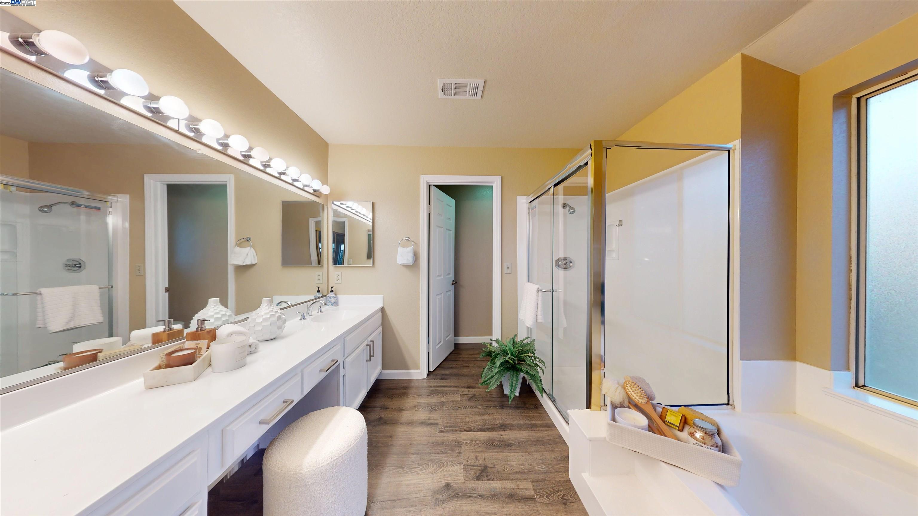 Detail Gallery Image 19 of 41 For 43499 Southerland Way, Fremont,  CA 94539 - 3 Beds | 2/1 Baths