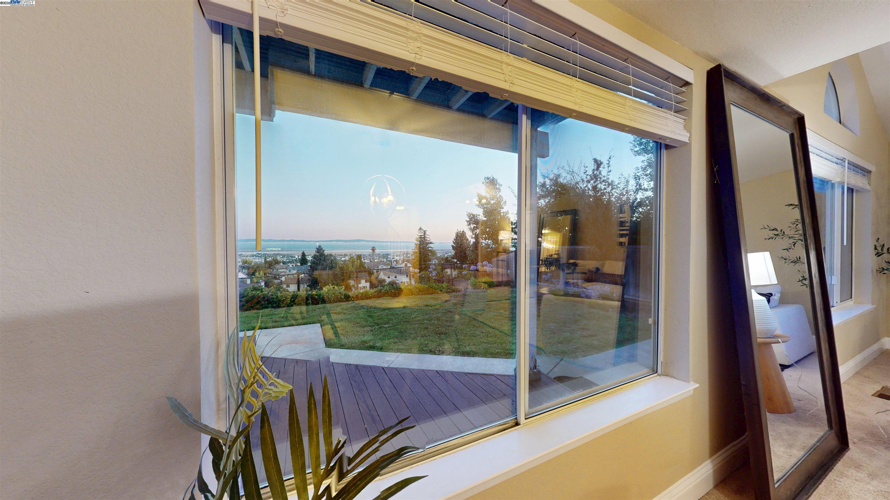 Detail Gallery Image 6 of 41 For 43499 Southerland Way, Fremont,  CA 94539 - 3 Beds | 2/1 Baths