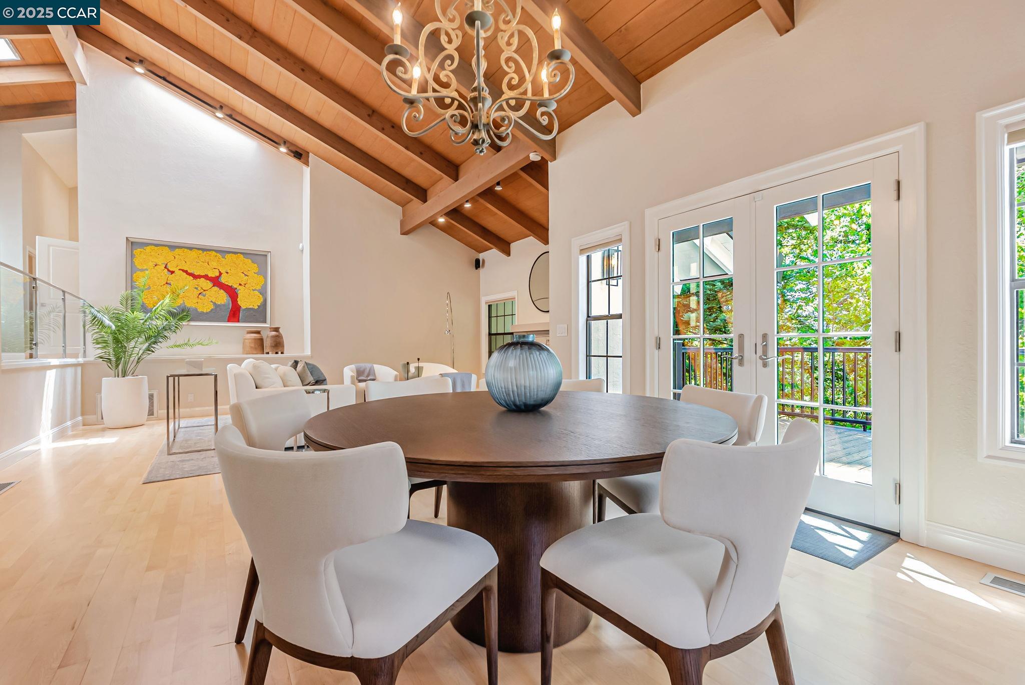 Detail Gallery Image 16 of 59 For 1108 Howard Hills Rd, Lafayette,  CA 94549 - 5 Beds | 3/1 Baths