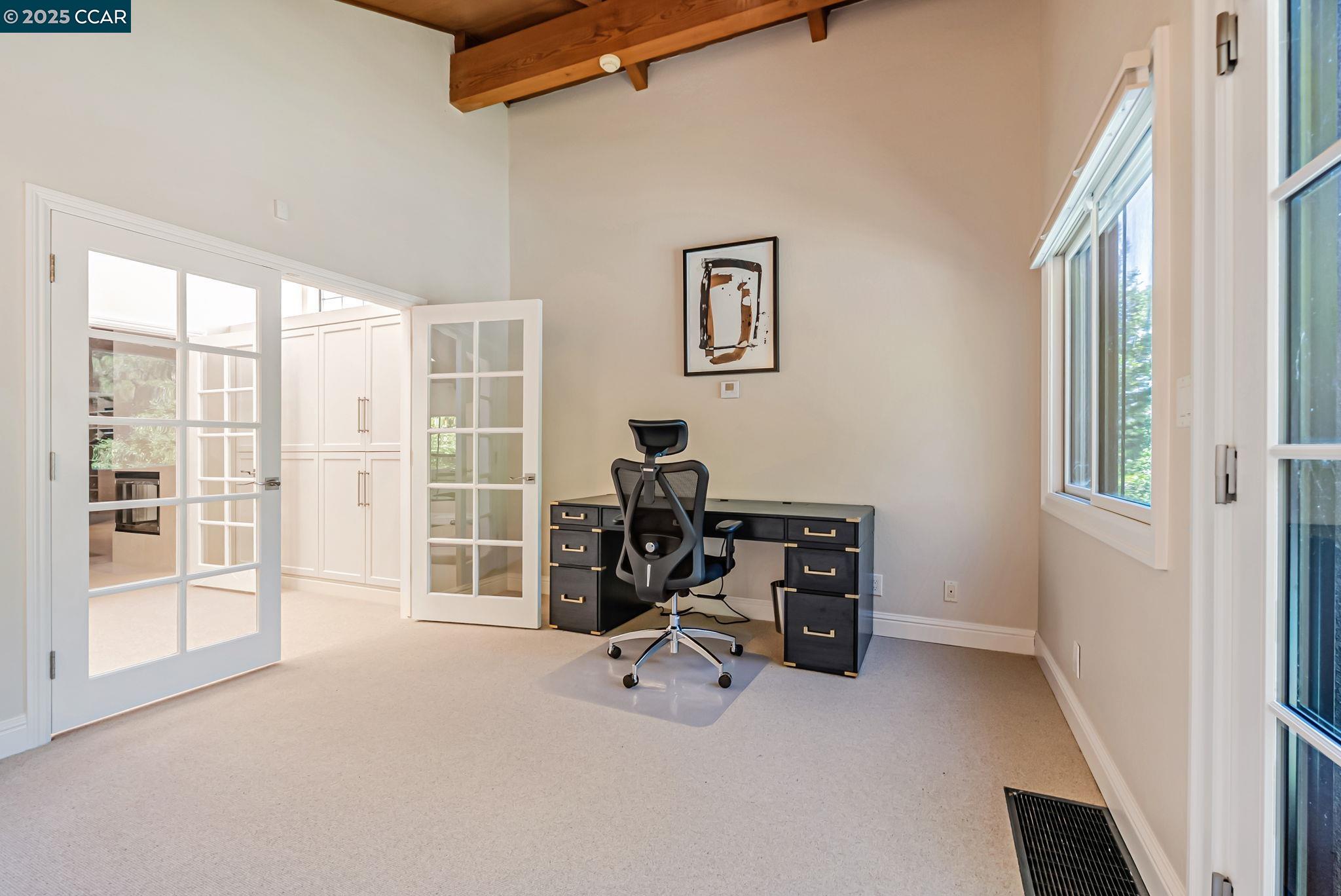 Detail Gallery Image 22 of 59 For 1108 Howard Hills Rd, Lafayette,  CA 94549 - 5 Beds | 3/1 Baths