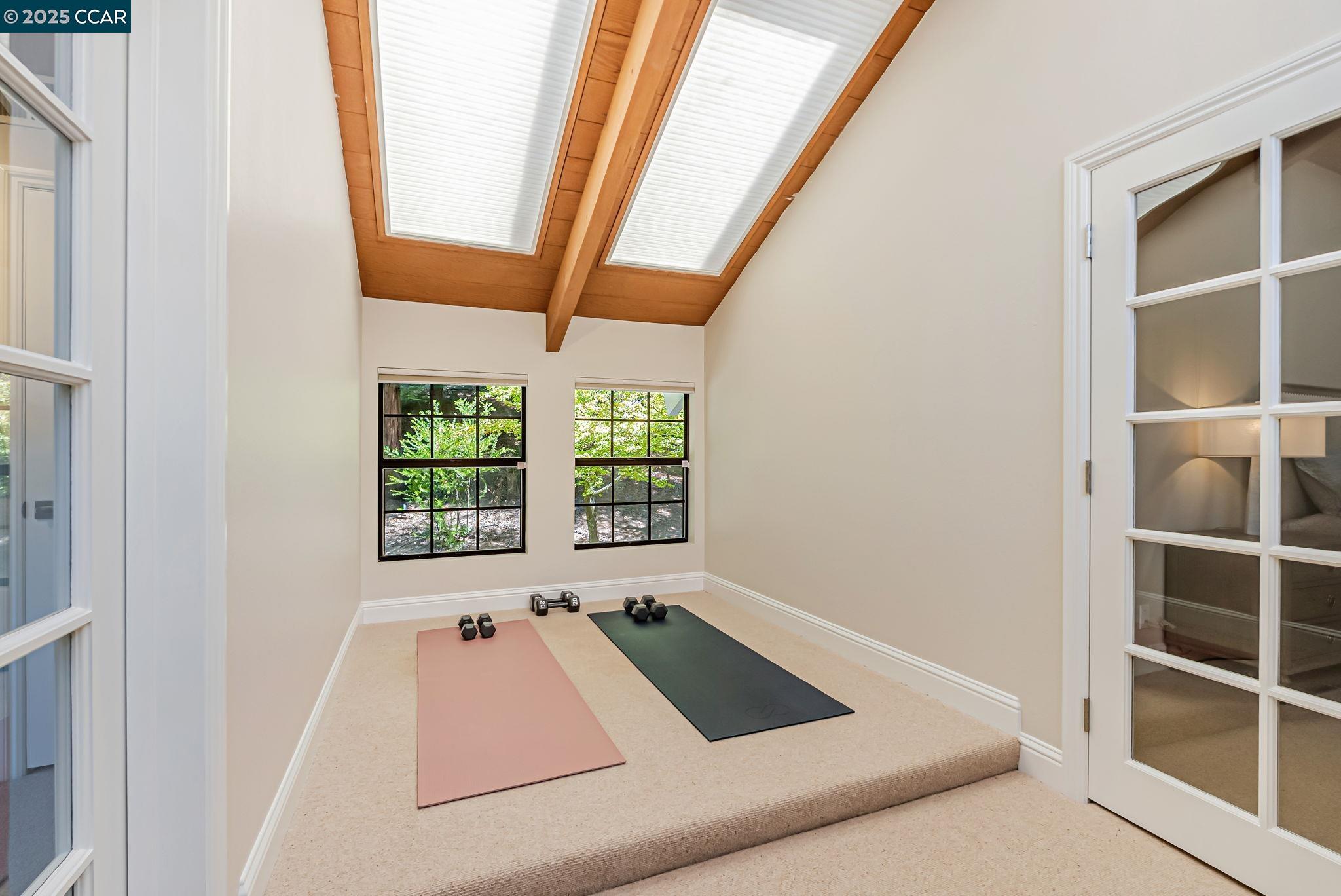 Detail Gallery Image 23 of 59 For 1108 Howard Hills Rd, Lafayette,  CA 94549 - 5 Beds | 3/1 Baths