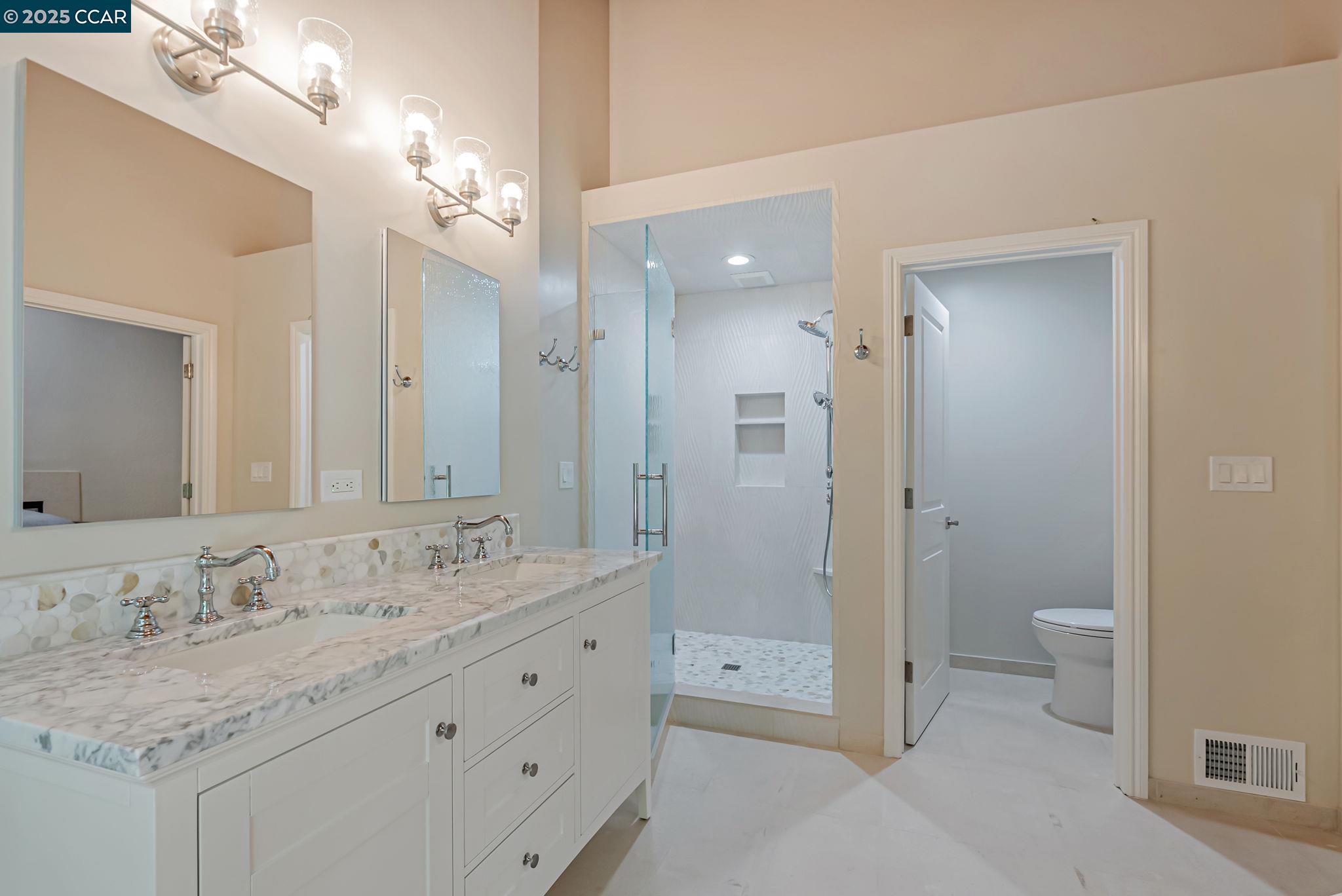 Detail Gallery Image 40 of 59 For 1108 Howard Hills Rd, Lafayette,  CA 94549 - 5 Beds | 3/1 Baths