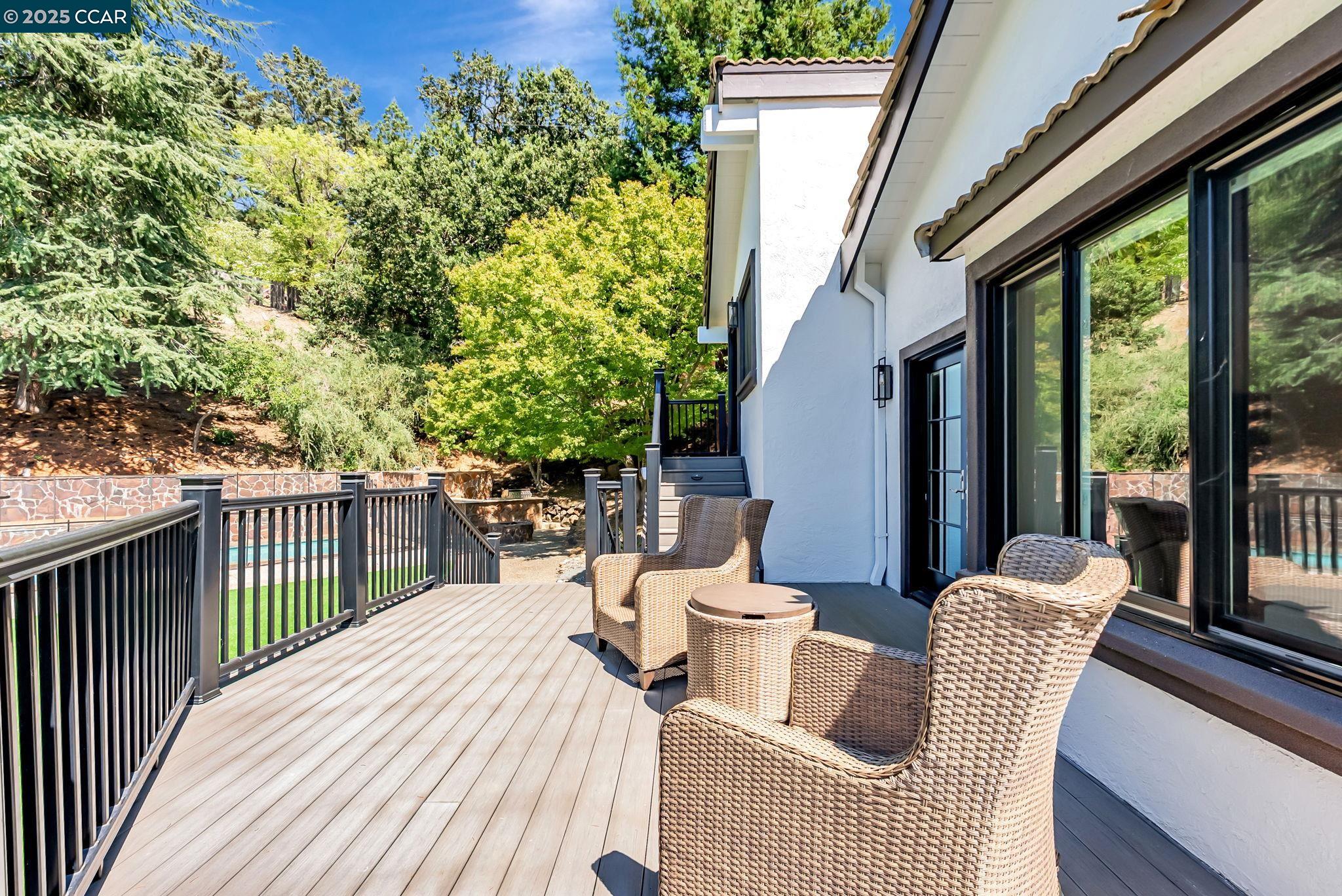Detail Gallery Image 44 of 59 For 1108 Howard Hills Rd, Lafayette,  CA 94549 - 5 Beds | 3/1 Baths