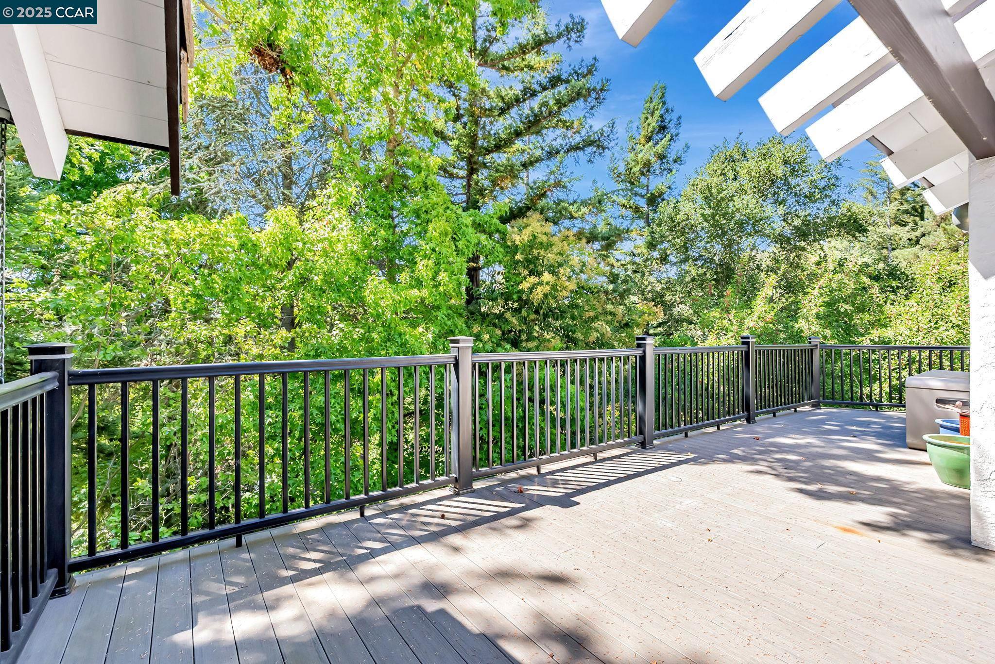 Detail Gallery Image 48 of 59 For 1108 Howard Hills Rd, Lafayette,  CA 94549 - 5 Beds | 3/1 Baths