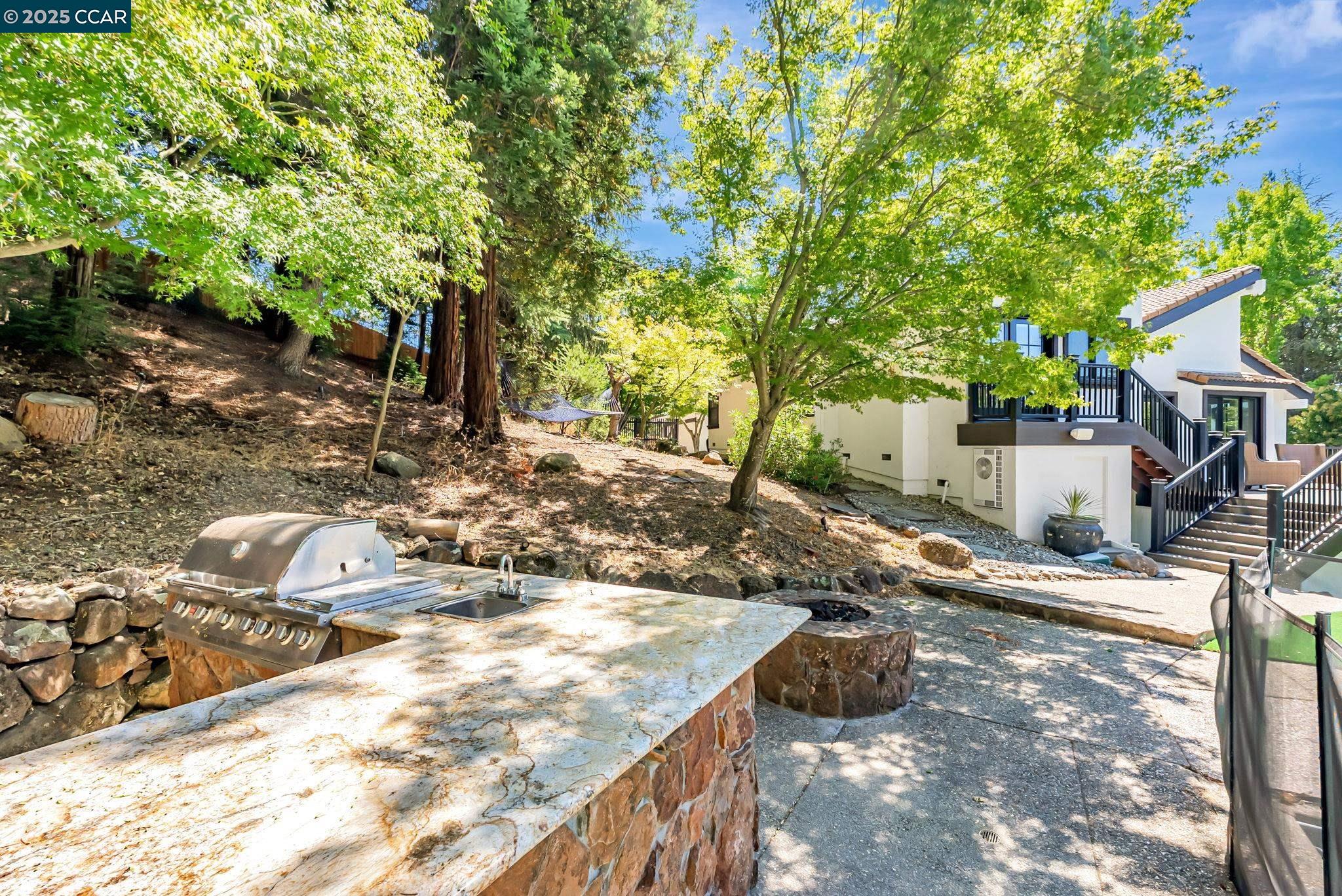 Detail Gallery Image 55 of 59 For 1108 Howard Hills Rd, Lafayette,  CA 94549 - 5 Beds | 3/1 Baths