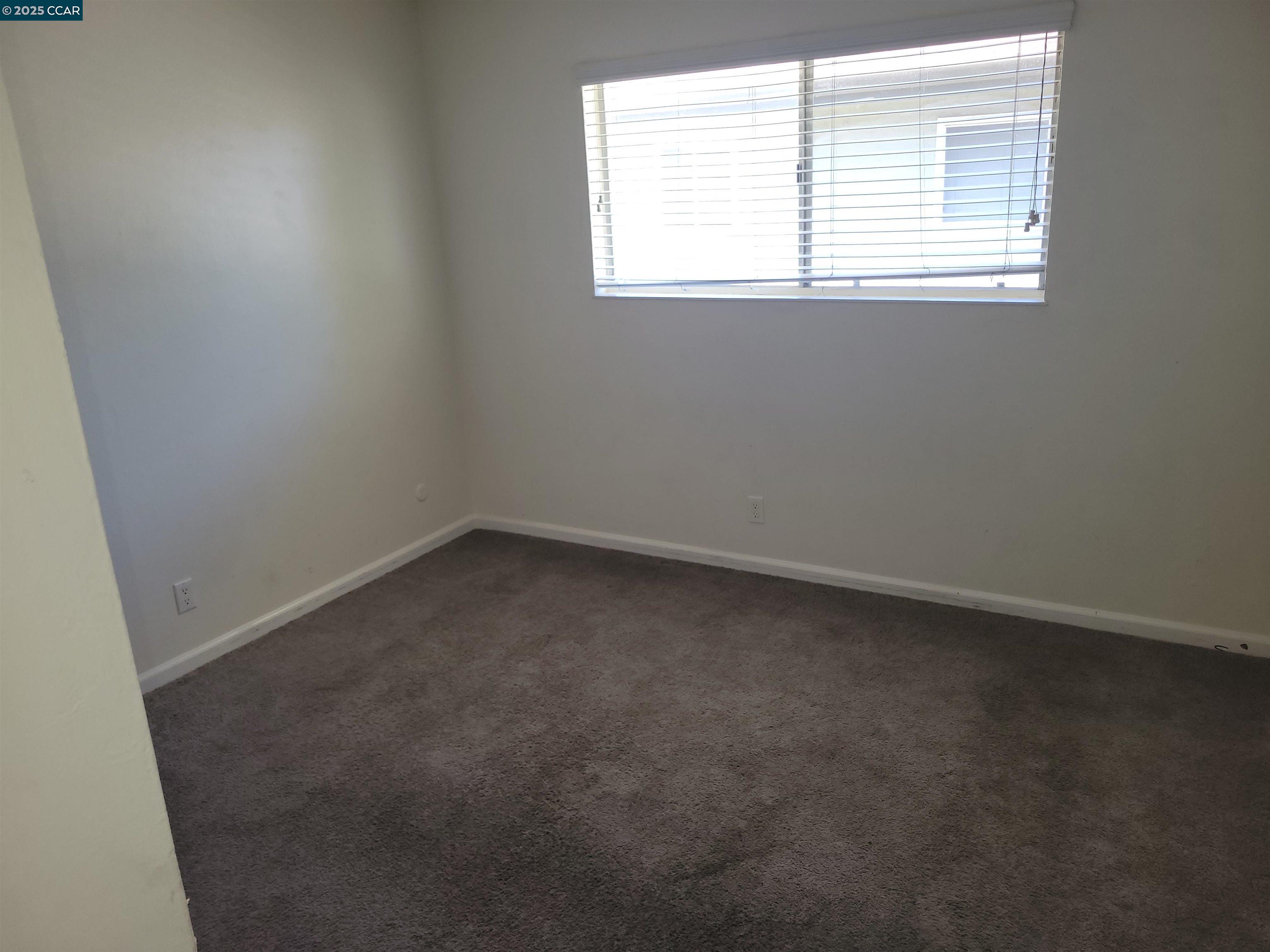 Detail Gallery Image 6 of 8 For L St #3,  Antioch,  CA 94509 - 2 Beds | 1 Baths