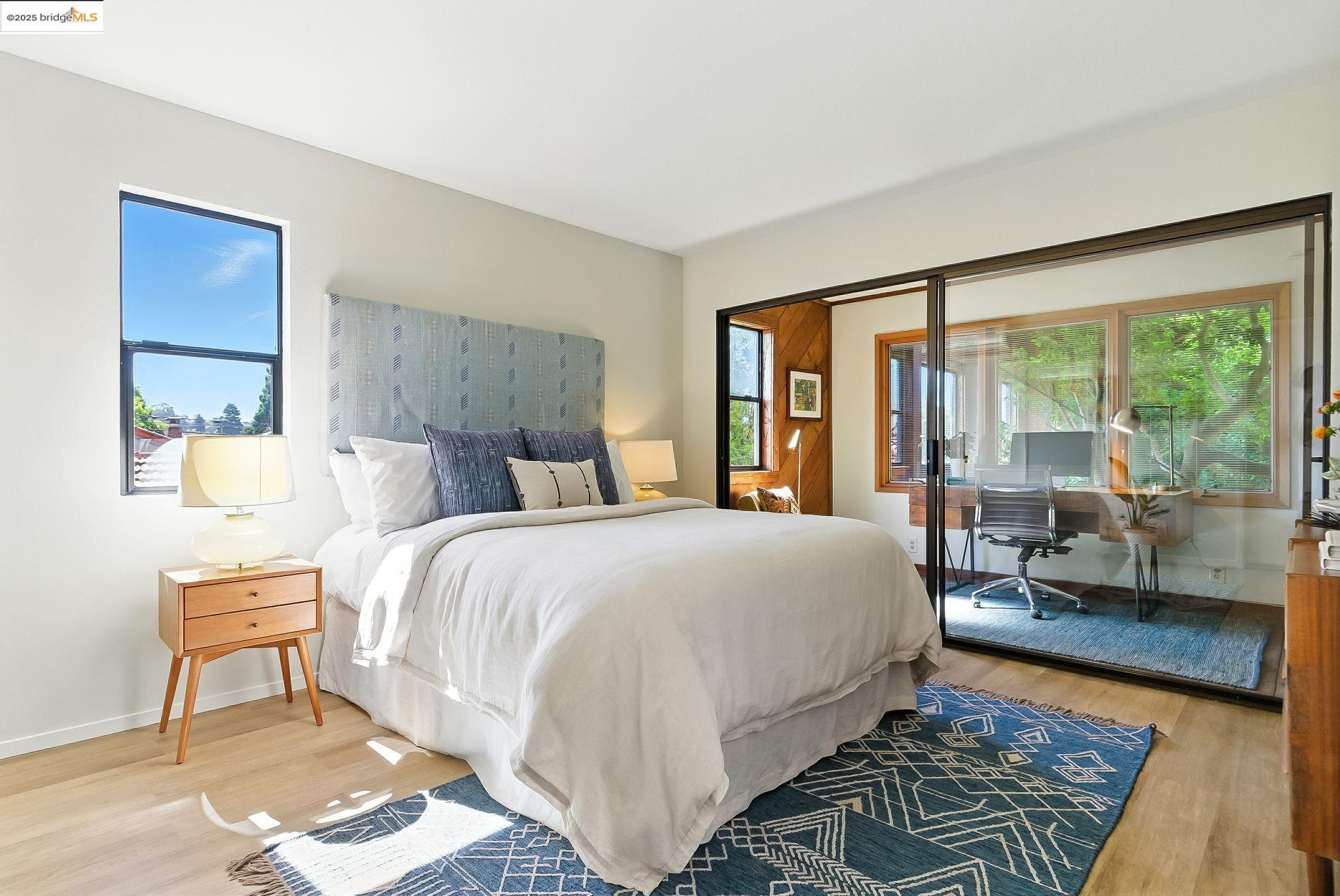 Detail Gallery Image 21 of 30 For 5321 Miles Ave #X,  Oakland,  CA 94618-1190 - 2 Beds | 1/1 Baths