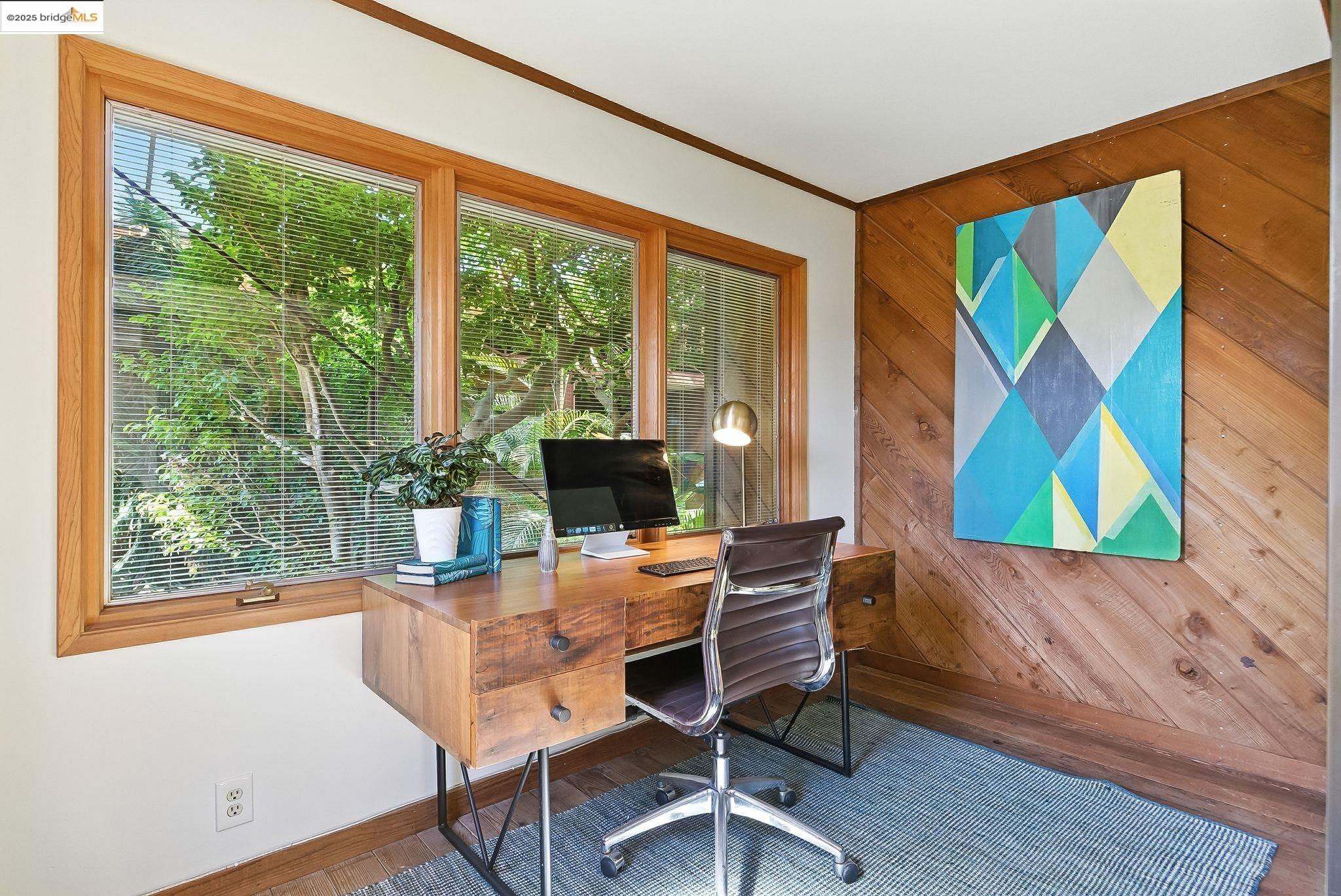 Detail Gallery Image 23 of 30 For 5321 Miles Ave #X,  Oakland,  CA 94618-1190 - 2 Beds | 1/1 Baths