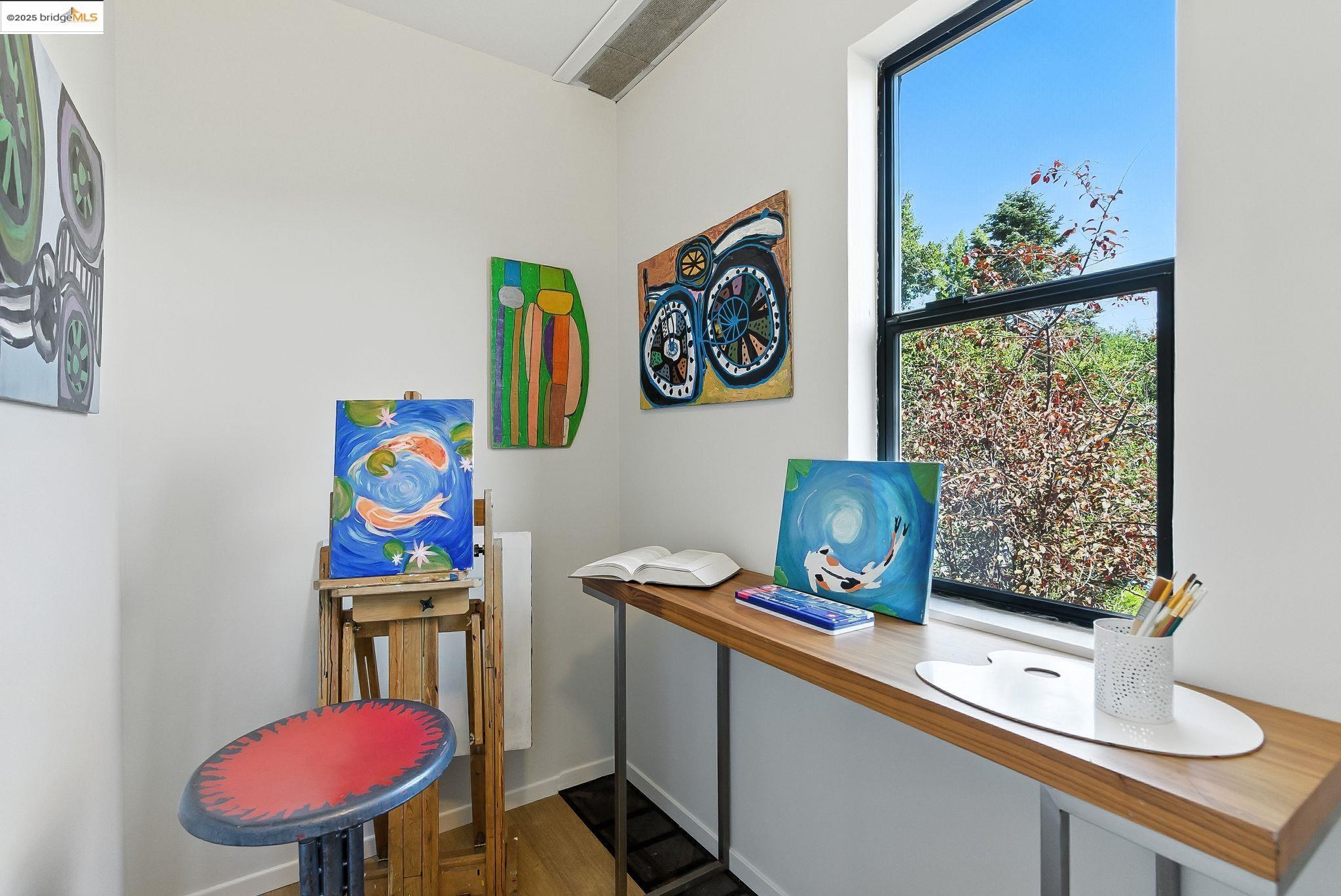 Detail Gallery Image 28 of 30 For 5321 Miles Ave #X,  Oakland,  CA 94618-1190 - 2 Beds | 1/1 Baths