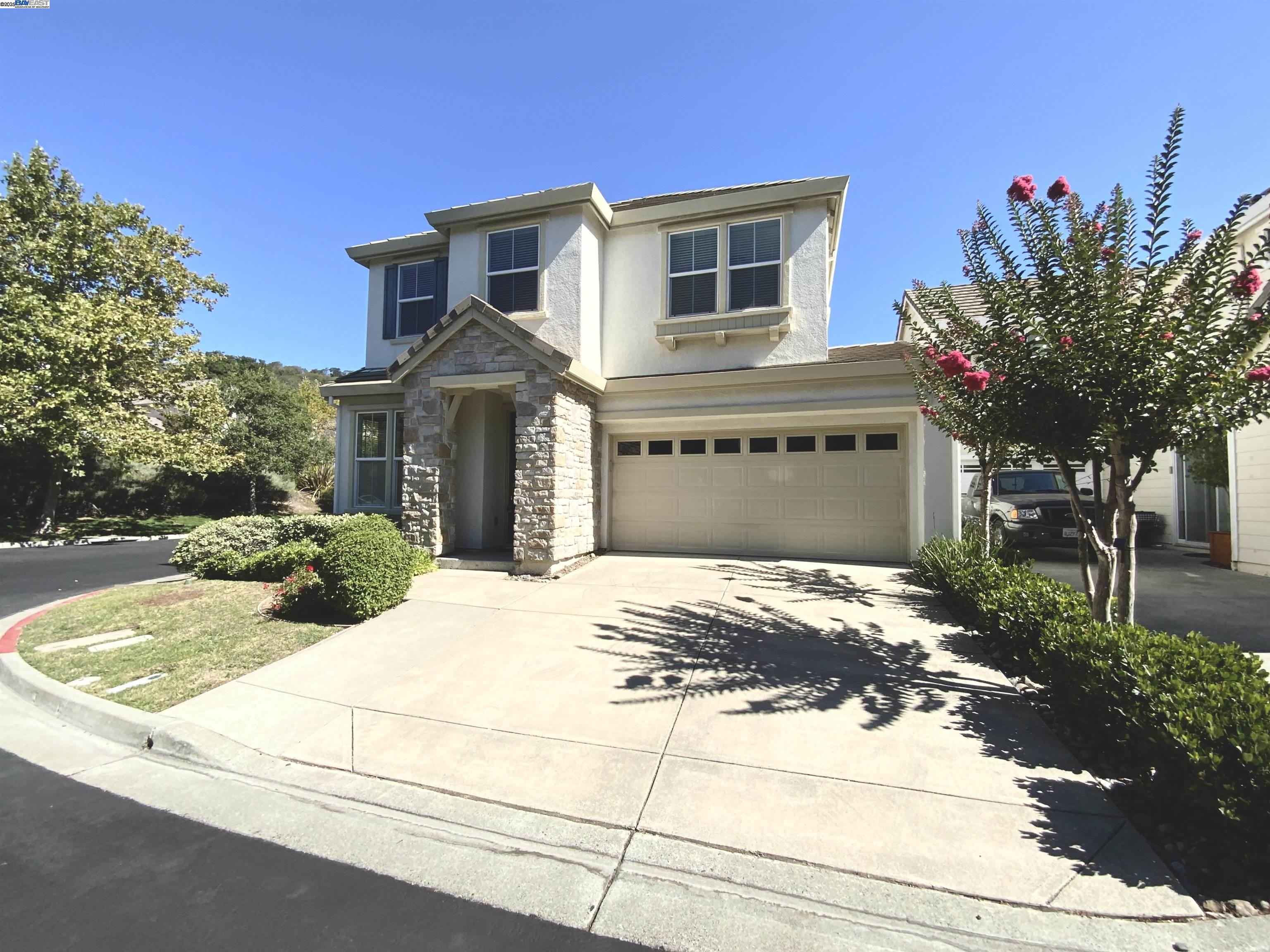 Detail Gallery Image 2 of 40 For 4652 Opal Ct, Fairfield,  CA 94534 - 4 Beds | 2/1 Baths
