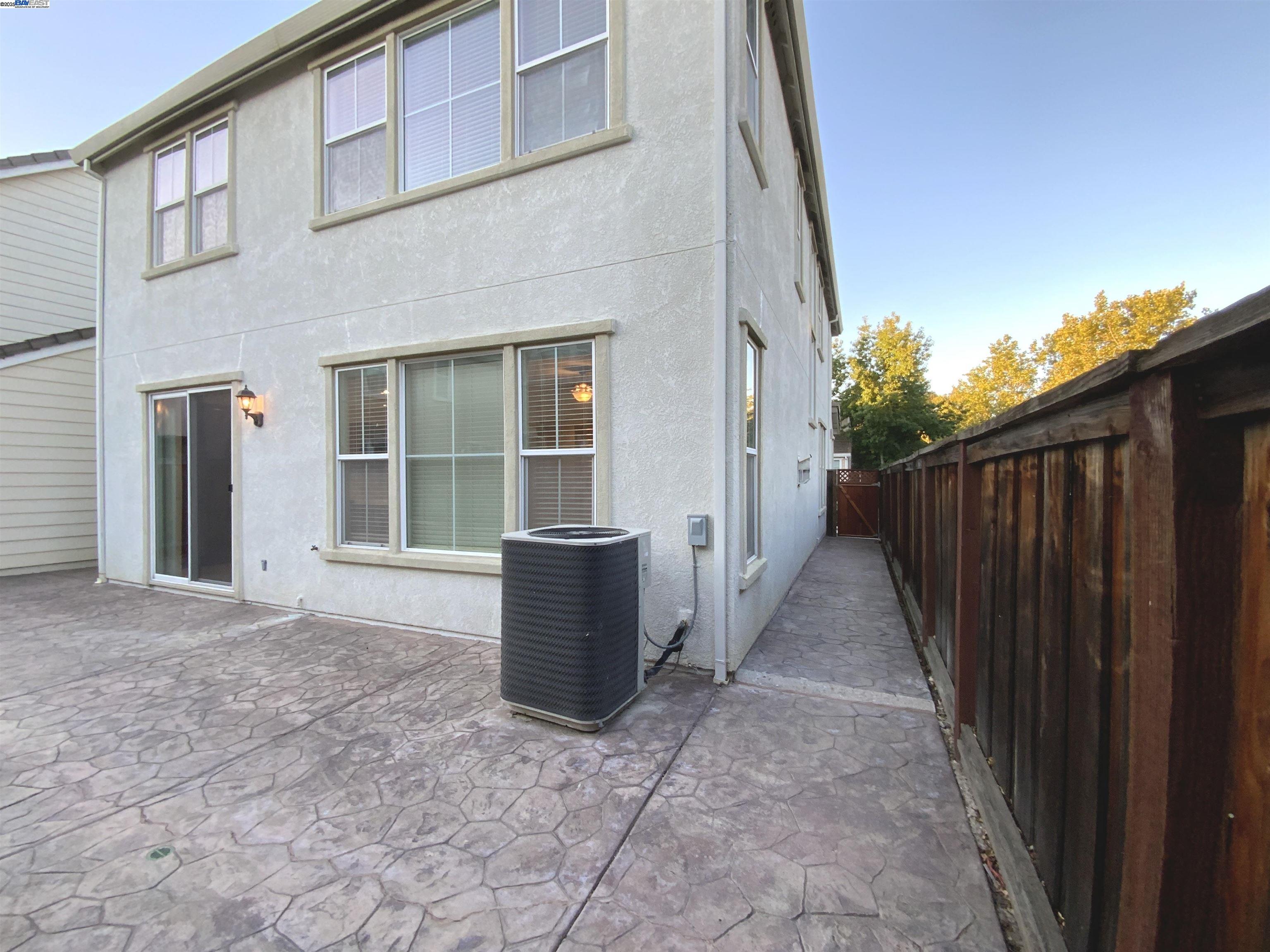 Detail Gallery Image 25 of 40 For 4652 Opal Ct, Fairfield,  CA 94534 - 4 Beds | 2/1 Baths